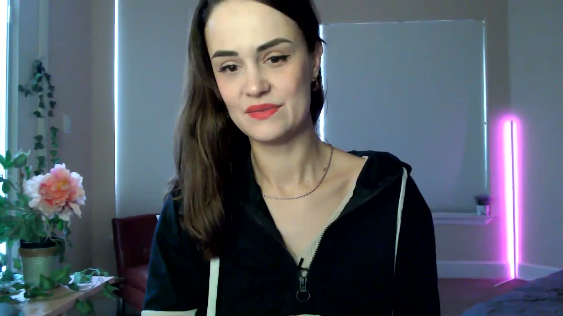 Gallery image thumbnail from HeidiKlumsy's myfreecams stream on, 01/09/2026, 19:42 image 16 of 20
