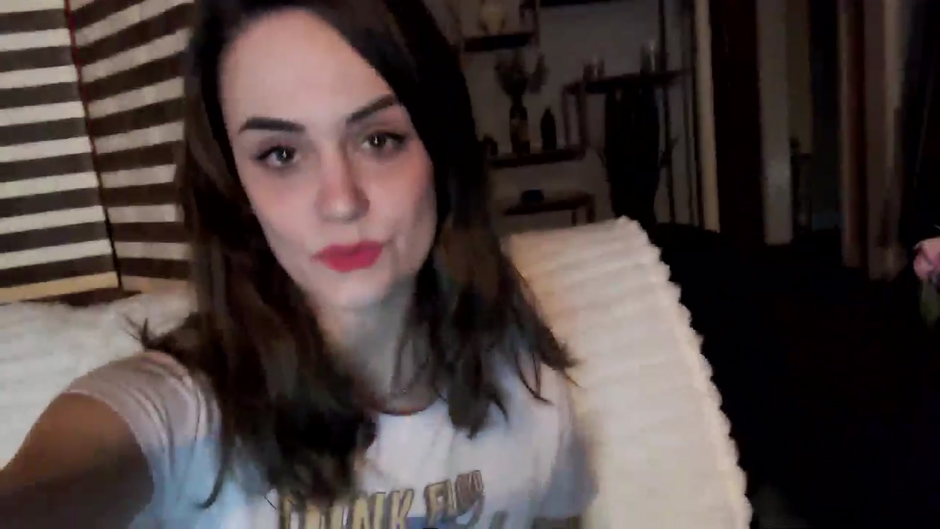 Gallery image thumbnail from HeidiKlumsy's myfreecams stream on, 01/14/2026, 03:09 image 15 of 20