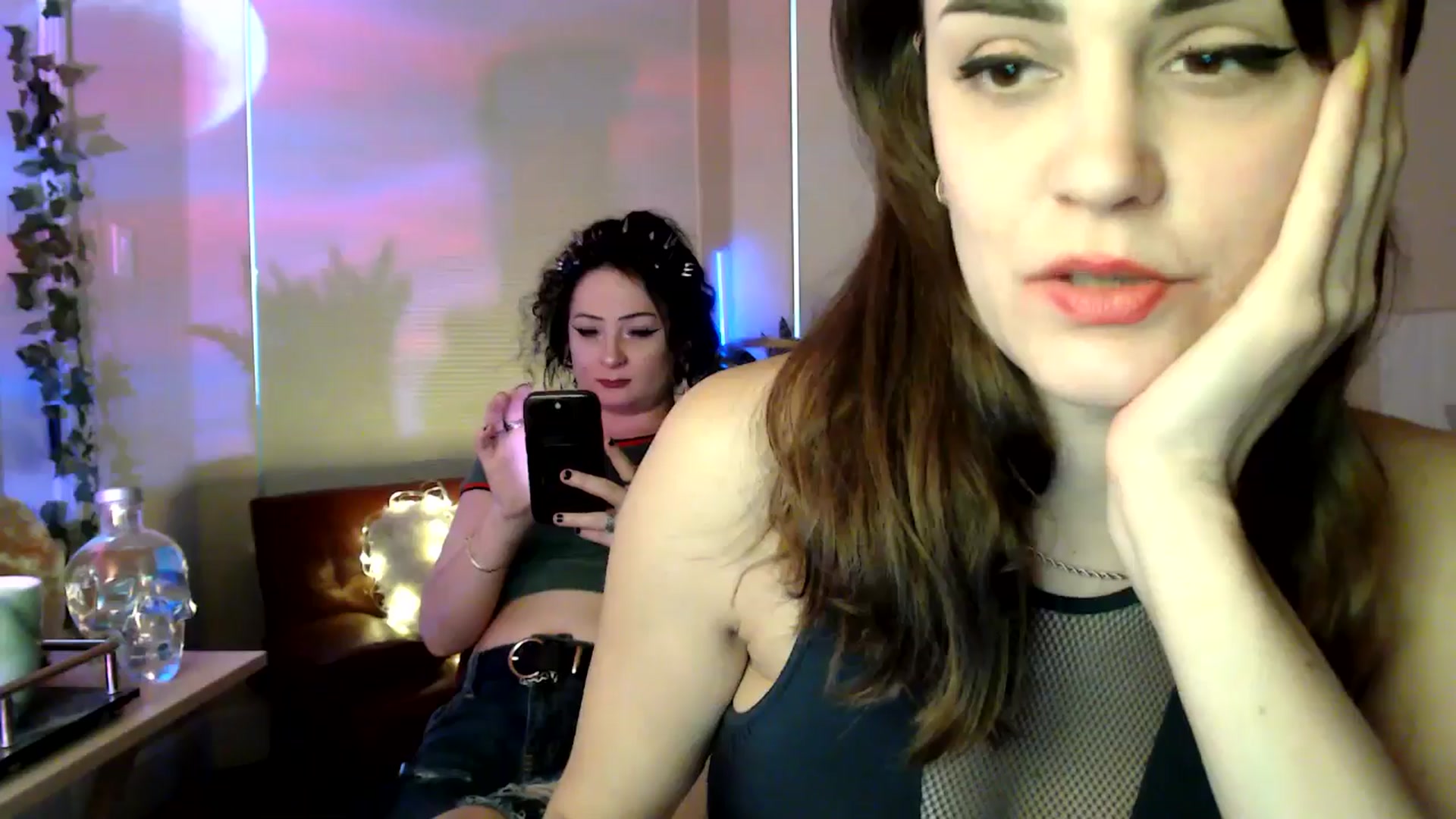 Gallery image thumbnail from HeidiKlumsy's myfreecams stream on, 01/20/2026, 23:40 image 13 of 20