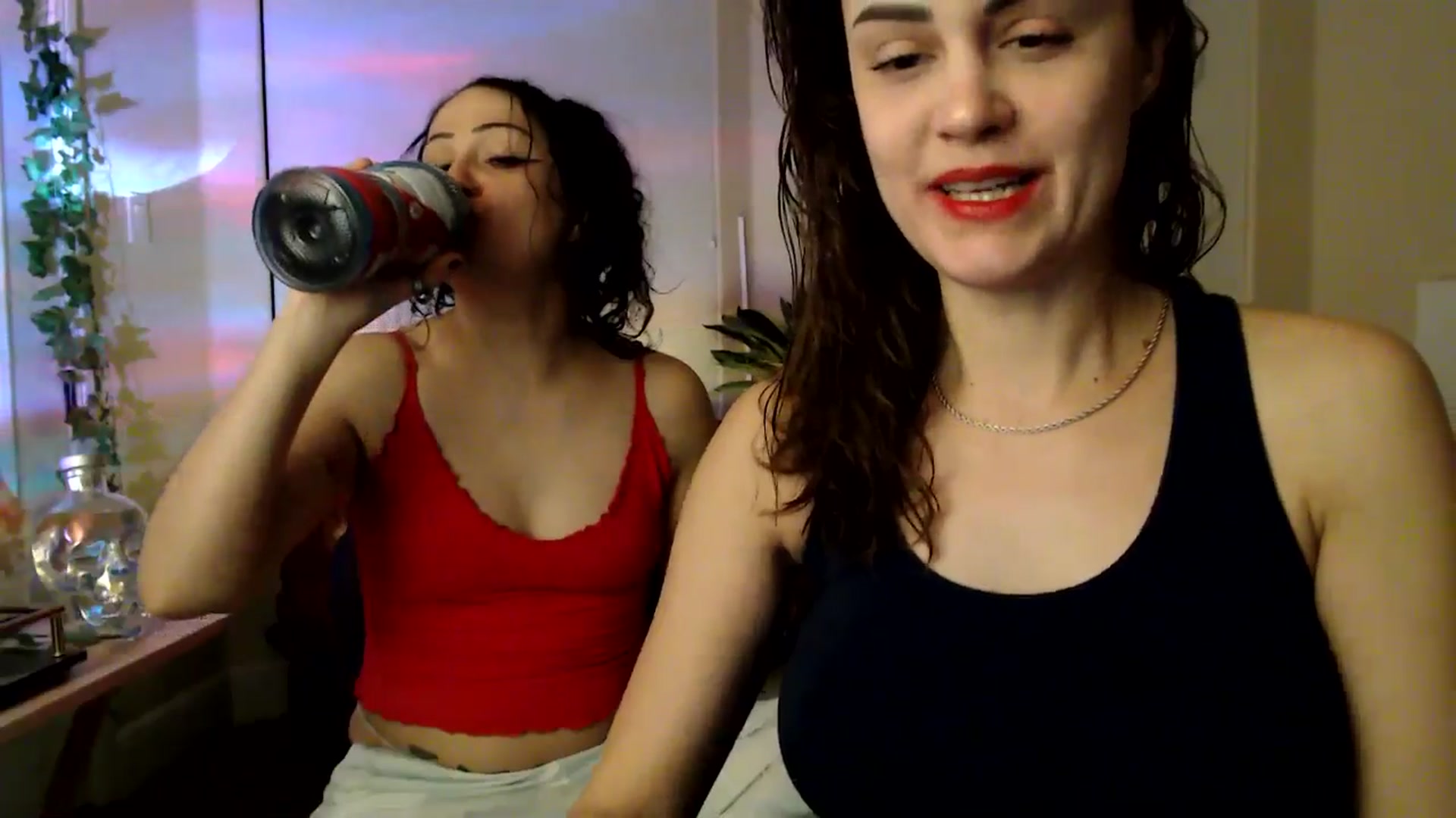 Gallery image thumbnail from HeidiKlumsy's myfreecams stream on, 01/21/2026, 05:59 image 4 of 20