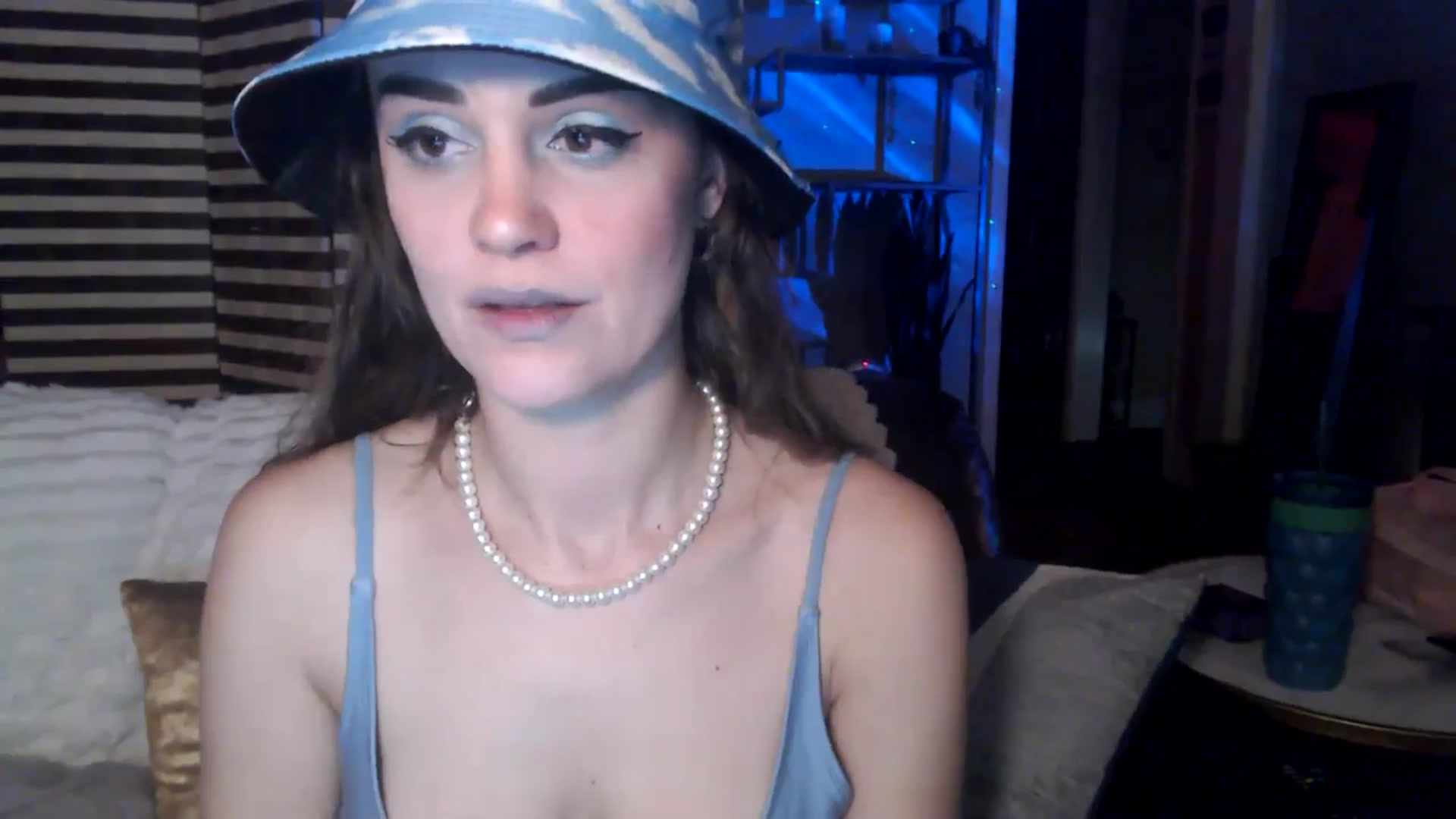 Gallery image thumbnail from HeidiKlumsy's myfreecams stream on, 01/22/2026, 05:33 image 11 of 20