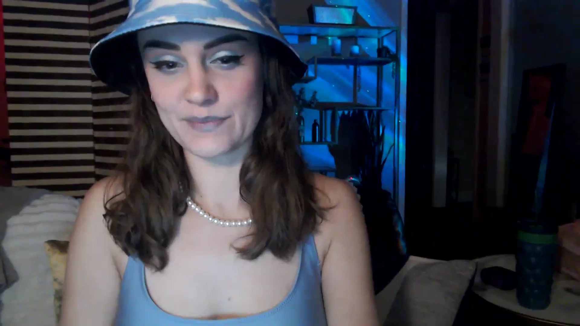Gallery image thumbnail from HeidiKlumsy's myfreecams stream on, 01/22/2026, 05:33 image 2 of 20