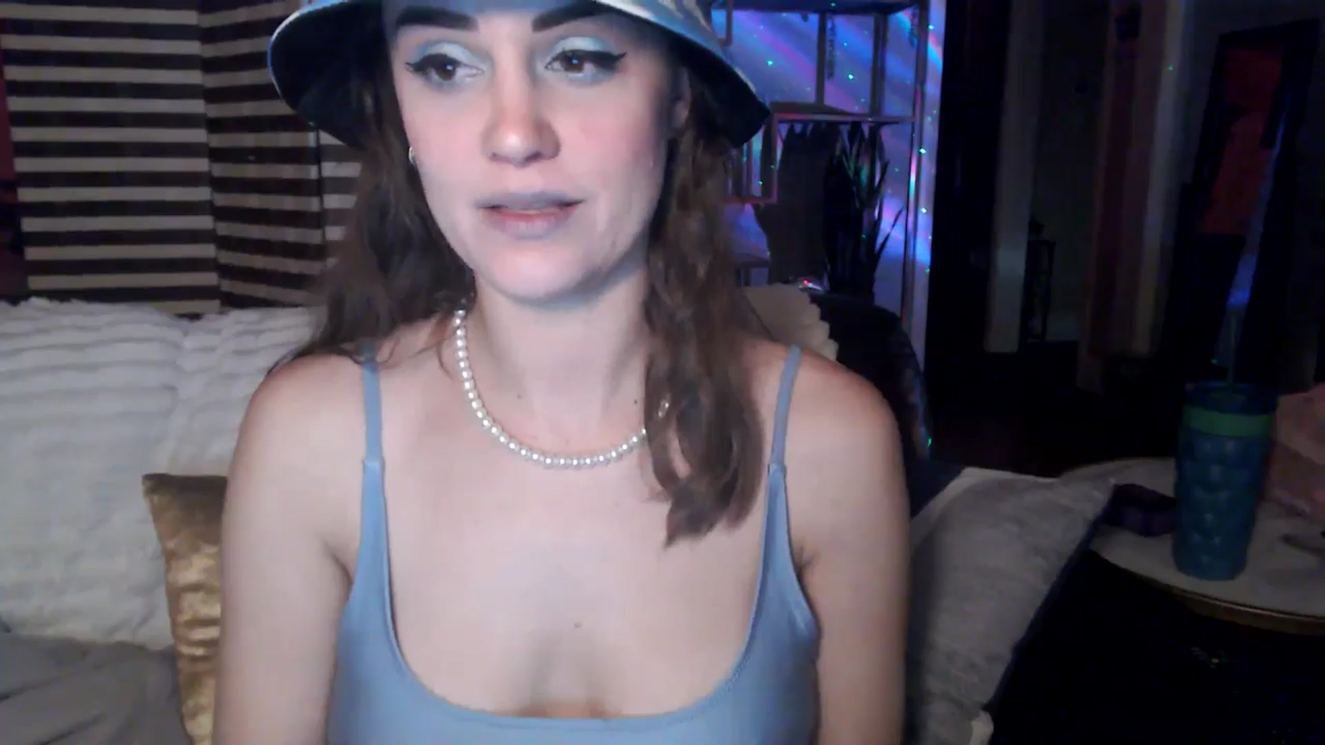 Gallery image thumbnail from HeidiKlumsy's myfreecams stream on, 01/22/2026, 05:33 image 12 of 20