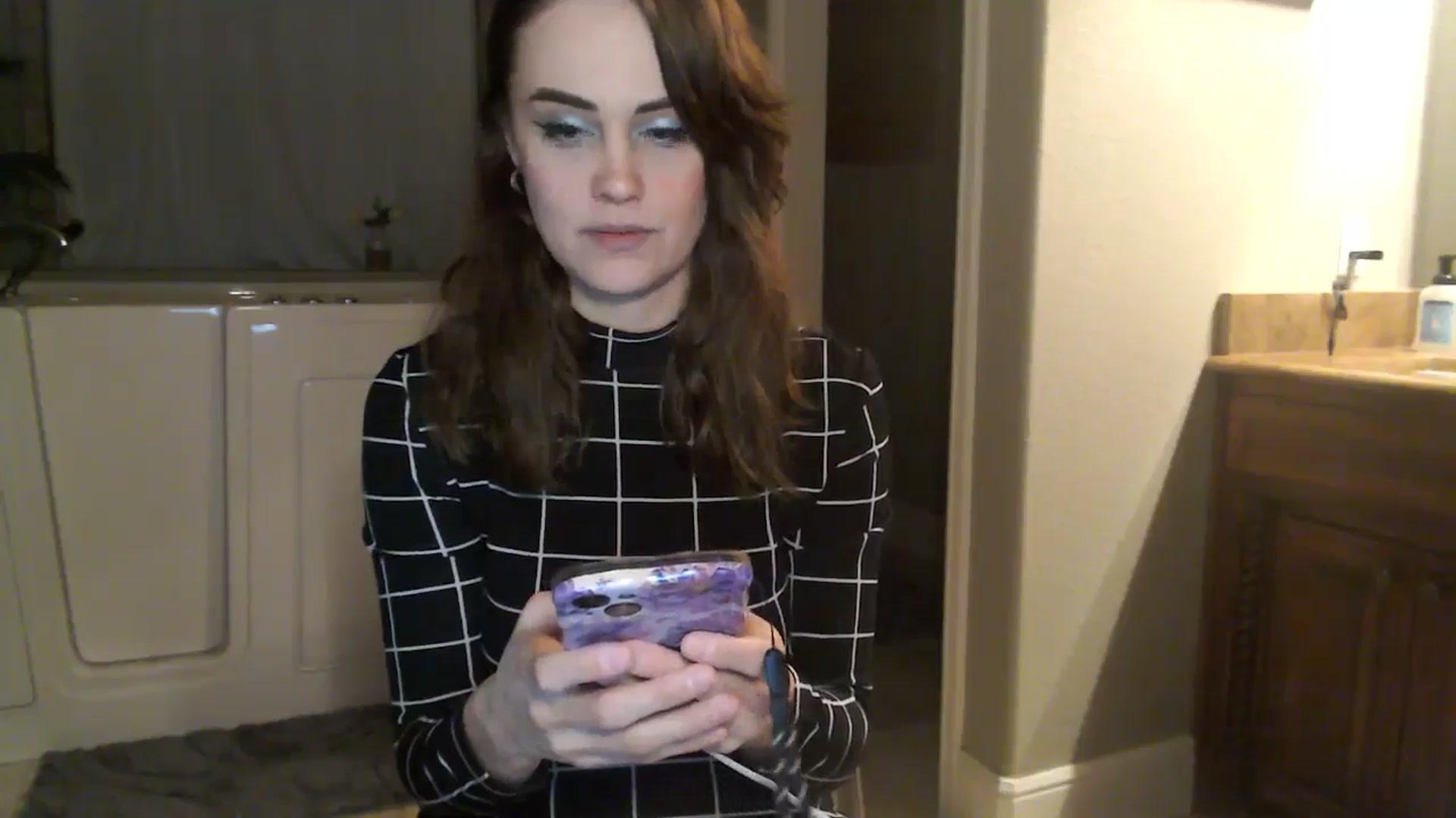 Gallery image thumbnail from HeidiKlumsy's myfreecams stream on, 01/22/2026, 06:08 image 9 of 20