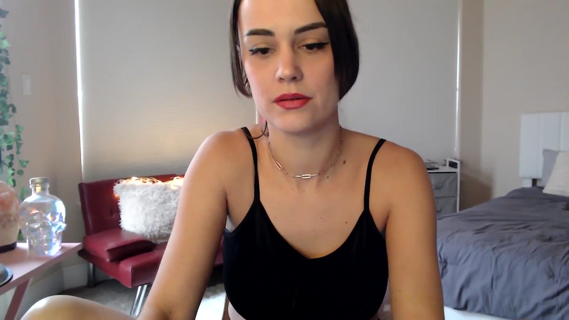 Gallery image thumbnail from HeidiKlumsy's myfreecams stream on, 01/22/2026, 19:03 image 10 of 20