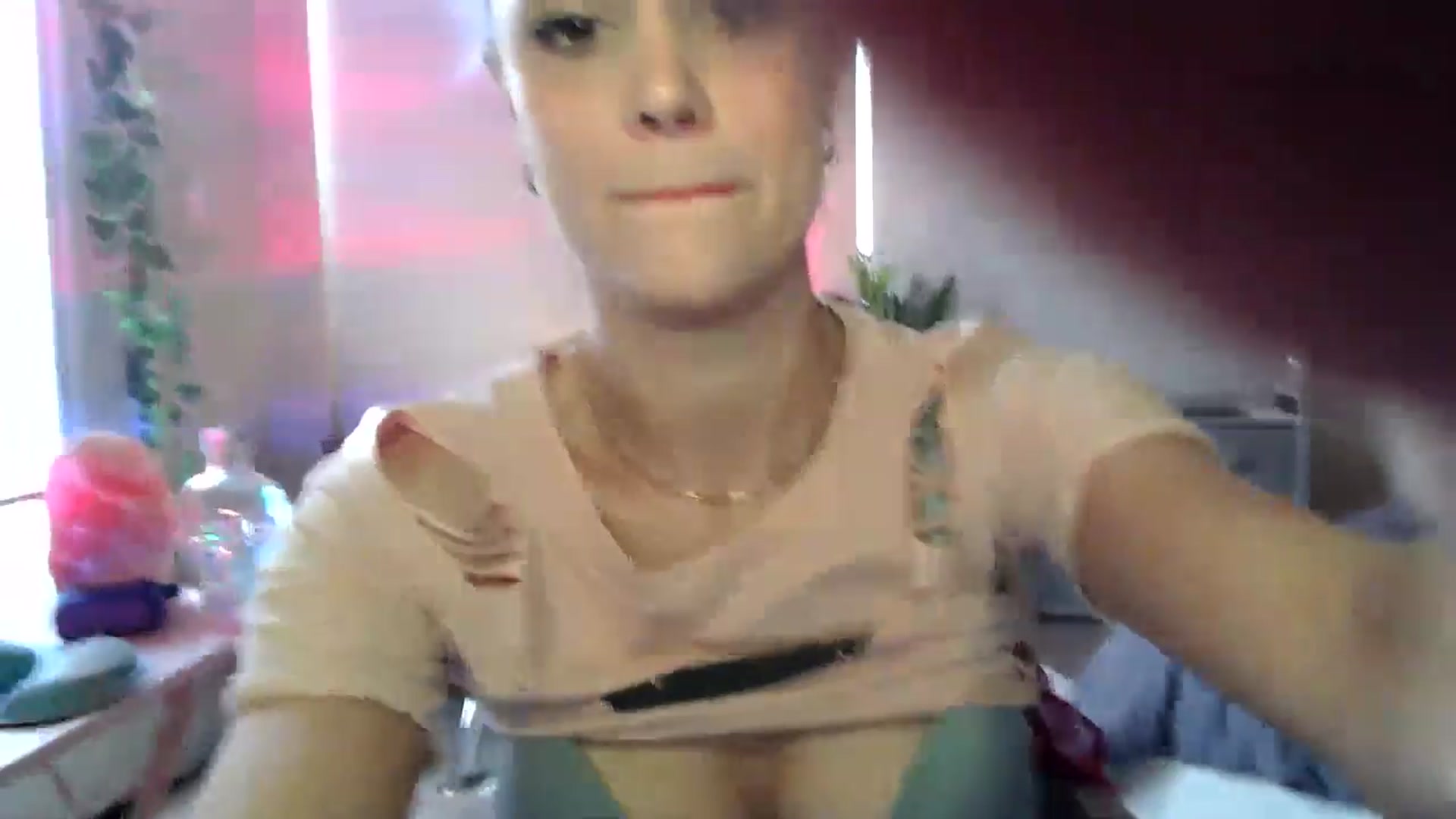 Gallery image thumbnail from HeidiKlumsy's myfreecams stream on, 01/26/2026, 23:13 image 10 of 20