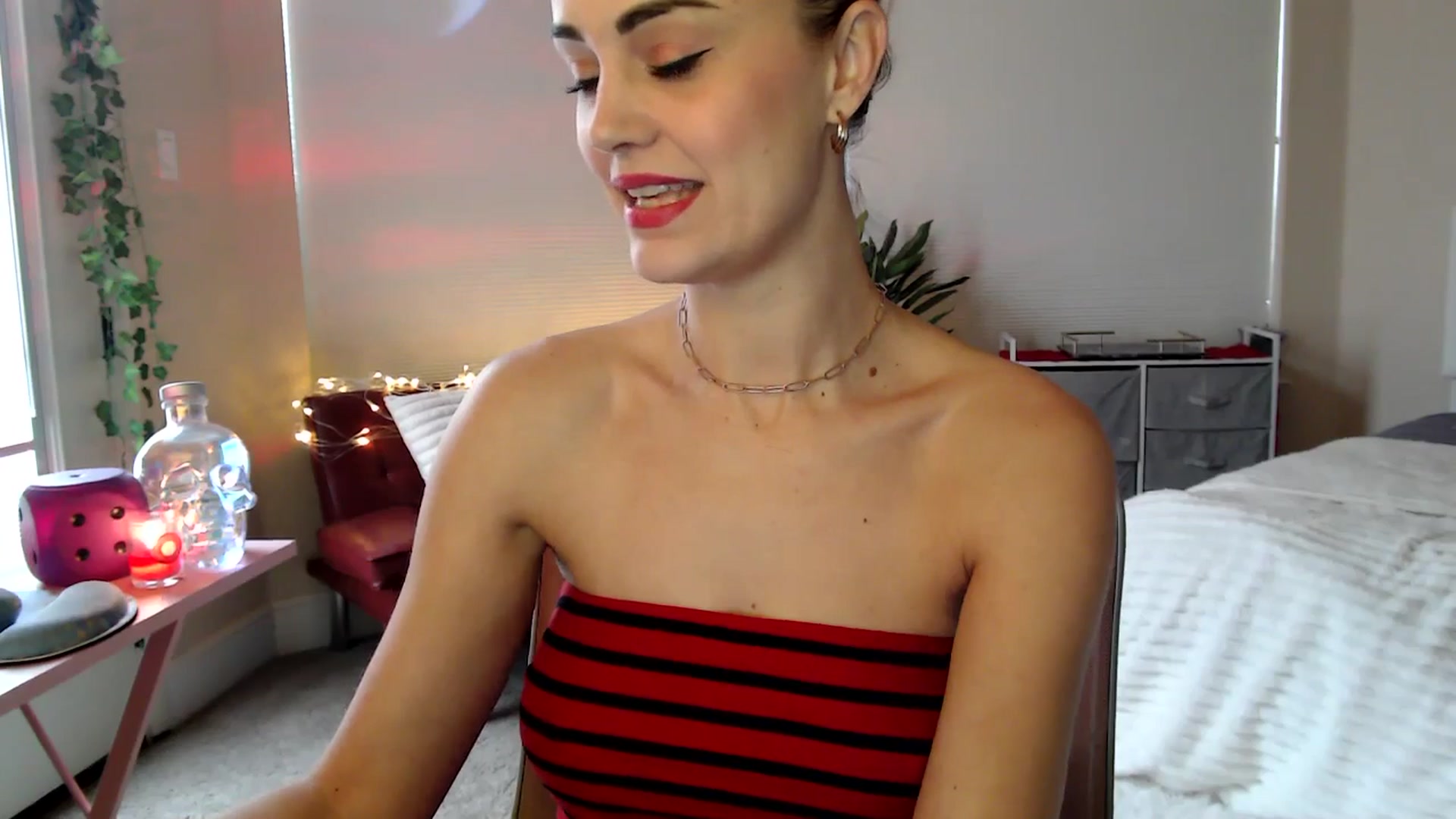 Gallery image thumbnail from HeidiKlumsy's myfreecams stream on, 02/02/2026, 20:28 image 19 of 20
