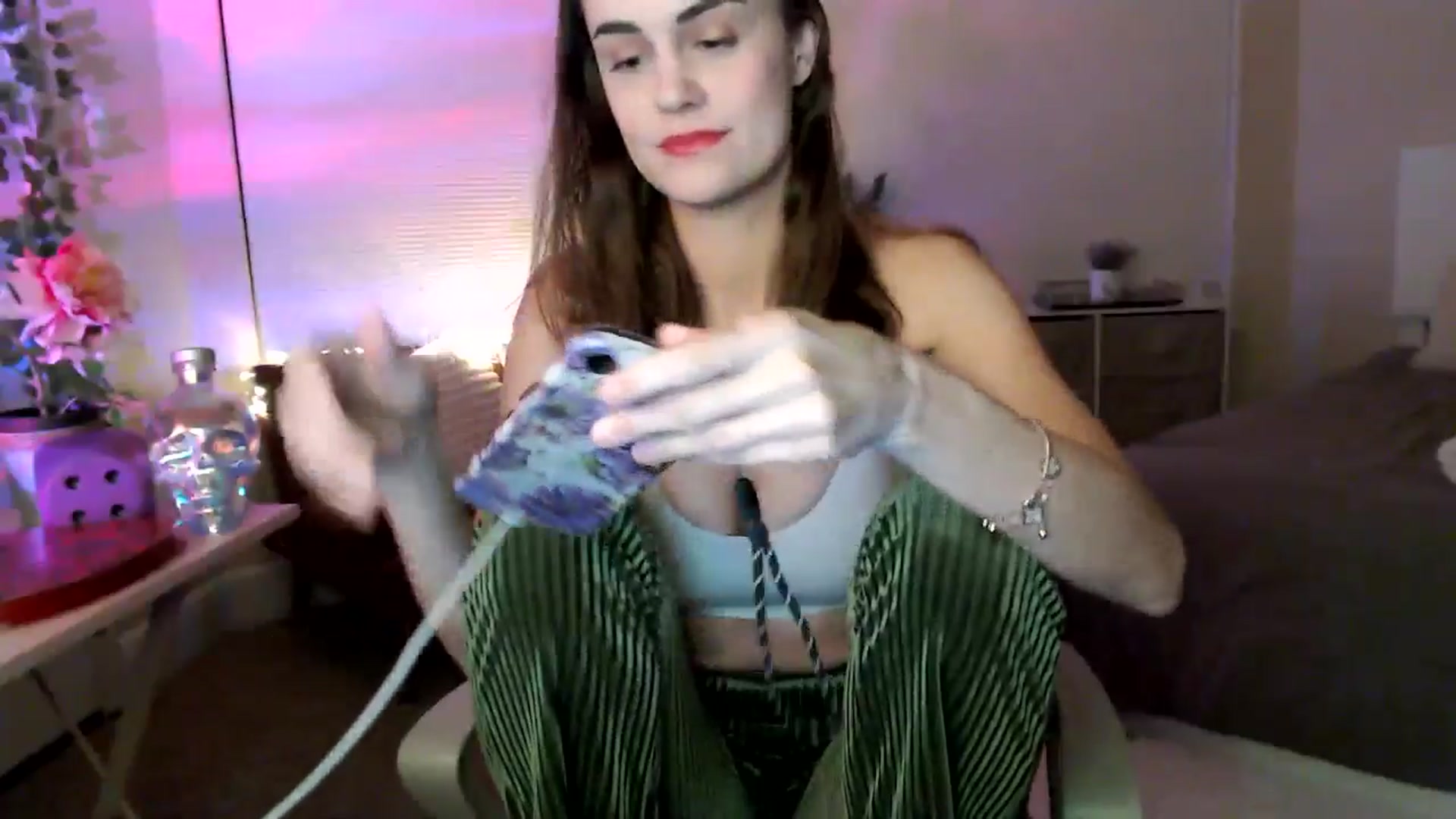 Gallery image thumbnail from HeidiKlumsy's myfreecams stream on, 02/06/2026, 05:16 image 2 of 20
