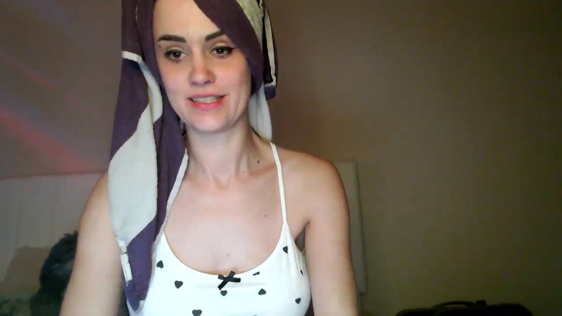 Gallery image thumbnail from HeidiKlumsy's myfreecams stream on, 02/18/2026, 02:02 image 20 of 20