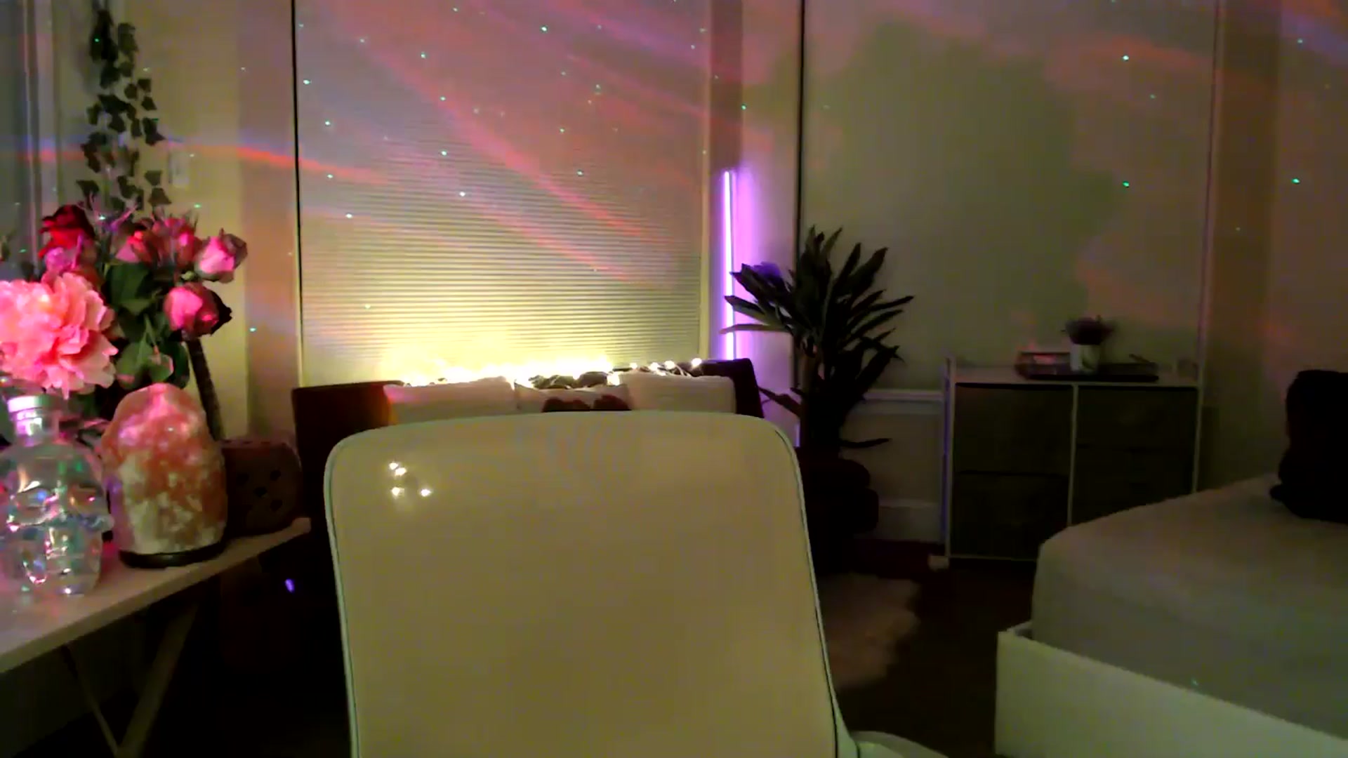 Gallery image thumbnail from HeidiKlumsy's myfreecams stream on, 02/22/2026, 07:29 image 13 of 20