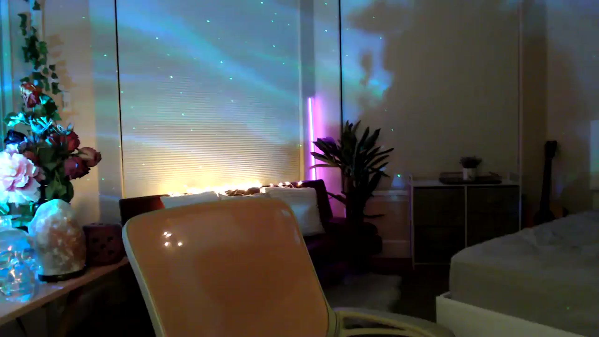 Gallery image thumbnail from HeidiKlumsy's myfreecams stream on, 02/24/2026, 06:28 image 4 of 20