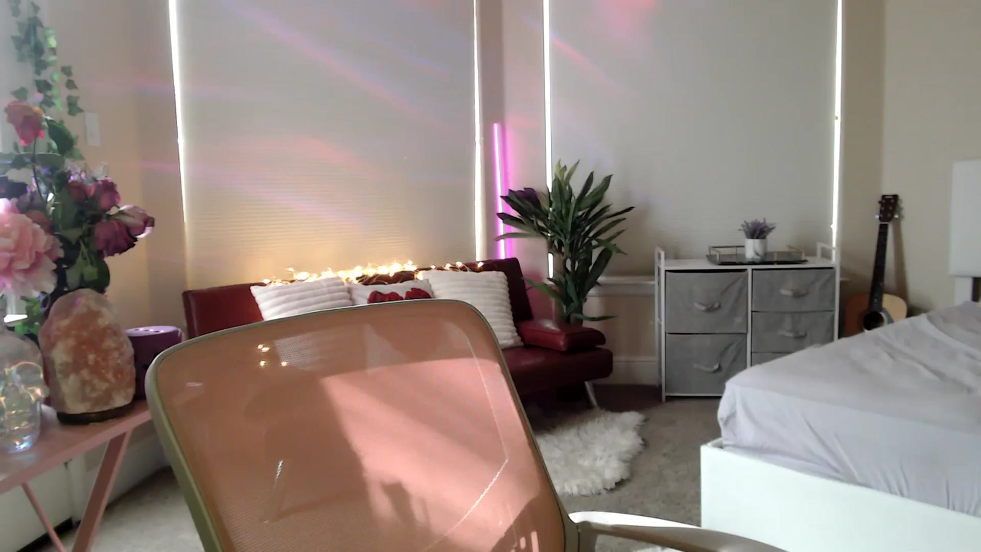 Gallery image thumbnail from HeidiKlumsy's myfreecams stream on, 02/24/2026, 21:50 image 1 of 20