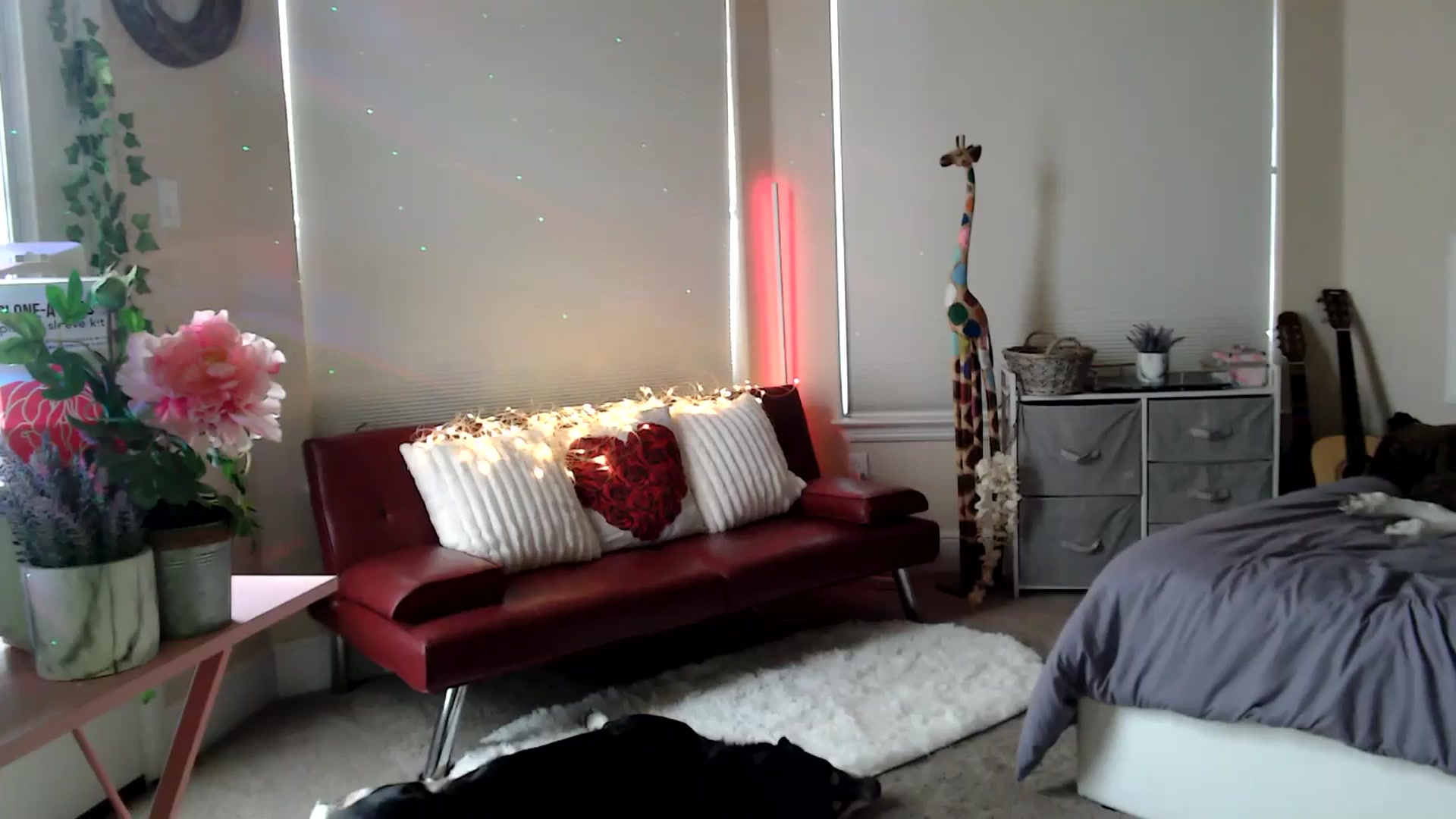 Gallery image thumbnail from HeidiKlumsy's myfreecams stream on, 03/03/2026, 21:01 image 13 of 20