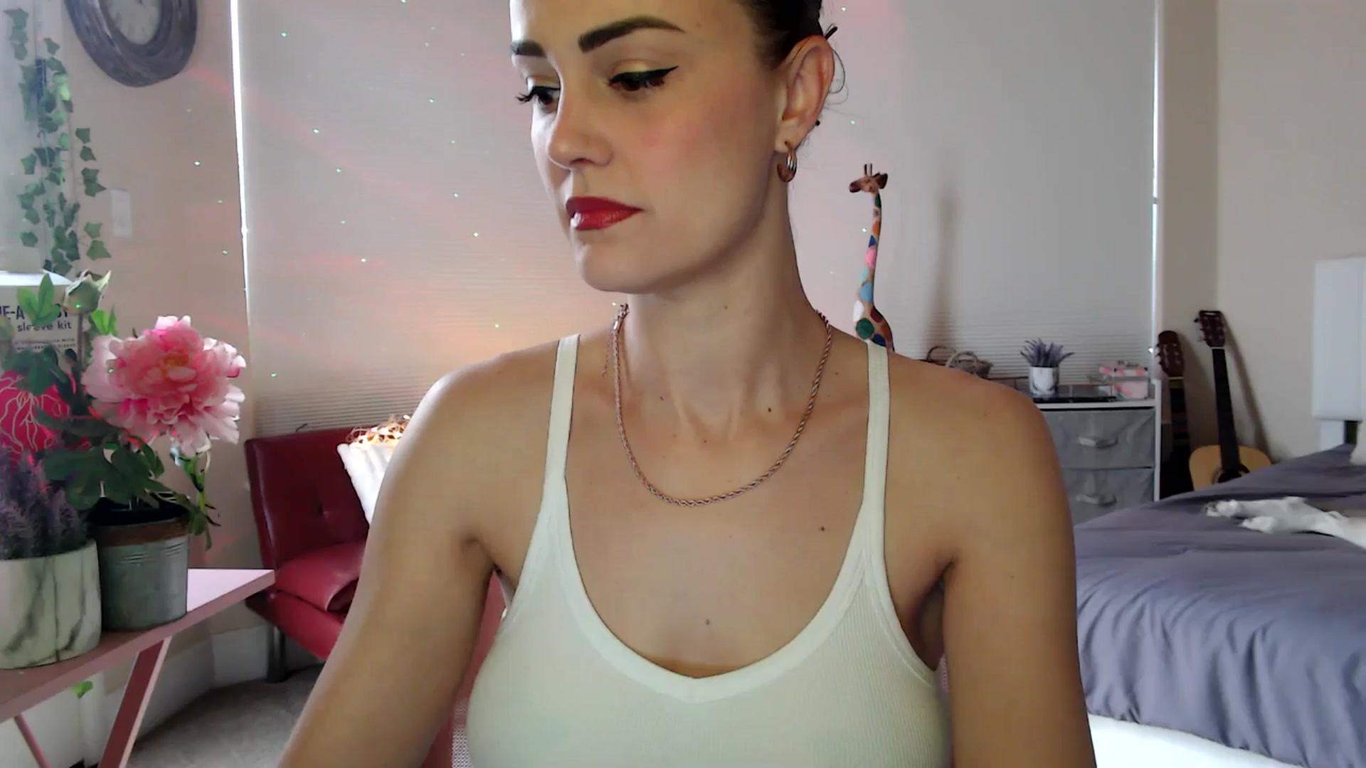 Gallery image thumbnail from HeidiKlumsy's myfreecams stream on, 03/03/2026, 21:01 image 2 of 20