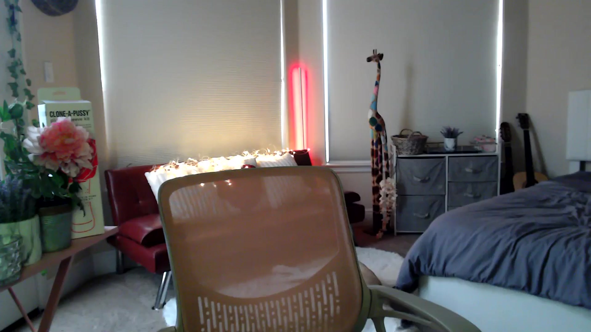 Gallery image thumbnail from HeidiKlumsy's myfreecams stream on, 03/04/2026, 01:11 image 13 of 20
