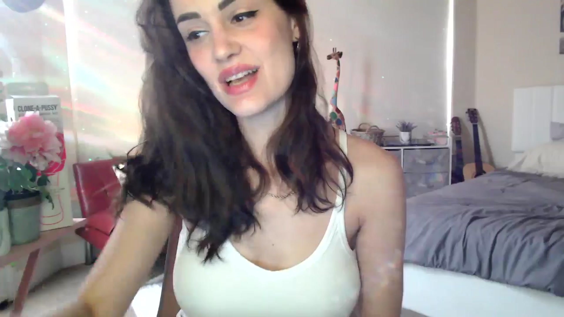 Gallery image thumbnail from HeidiKlumsy's myfreecams stream on, 03/04/2026, 01:11 image 10 of 20