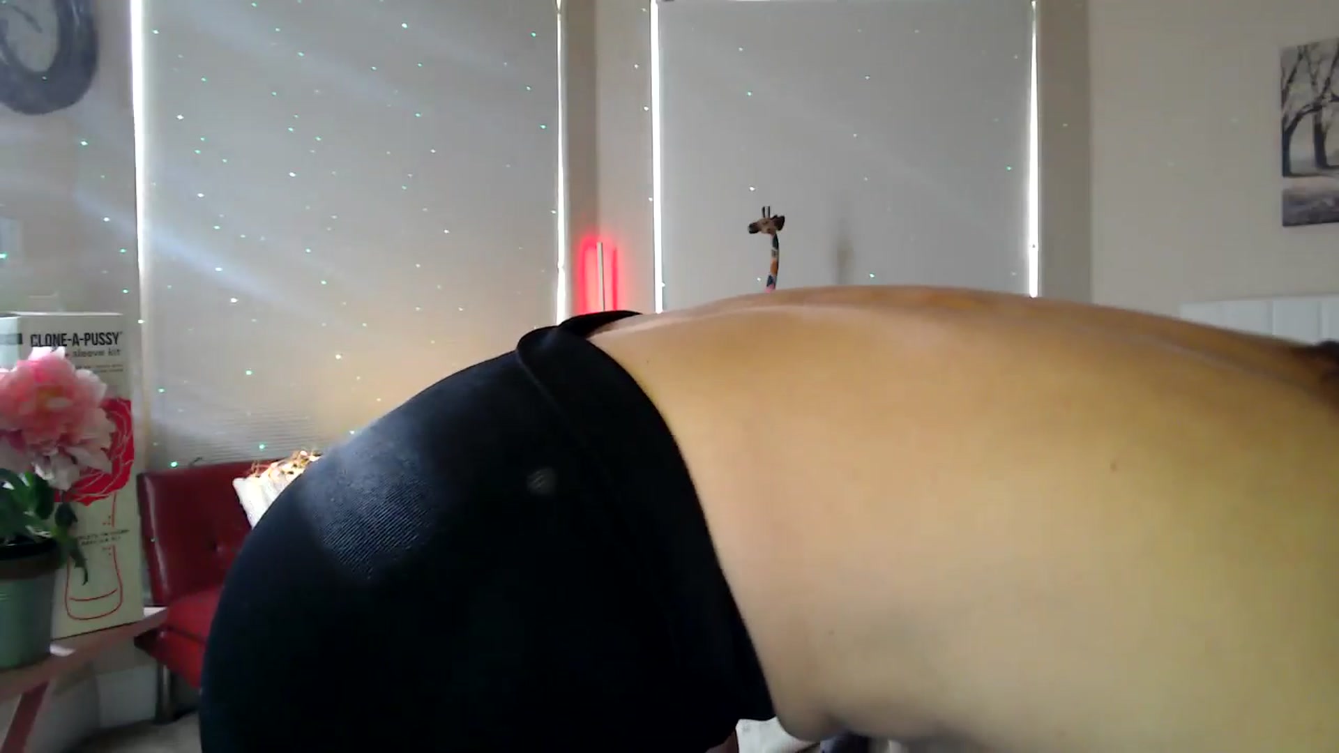 Gallery image thumbnail from HeidiKlumsy's myfreecams stream on, 03/04/2026, 01:11 image 6 of 20