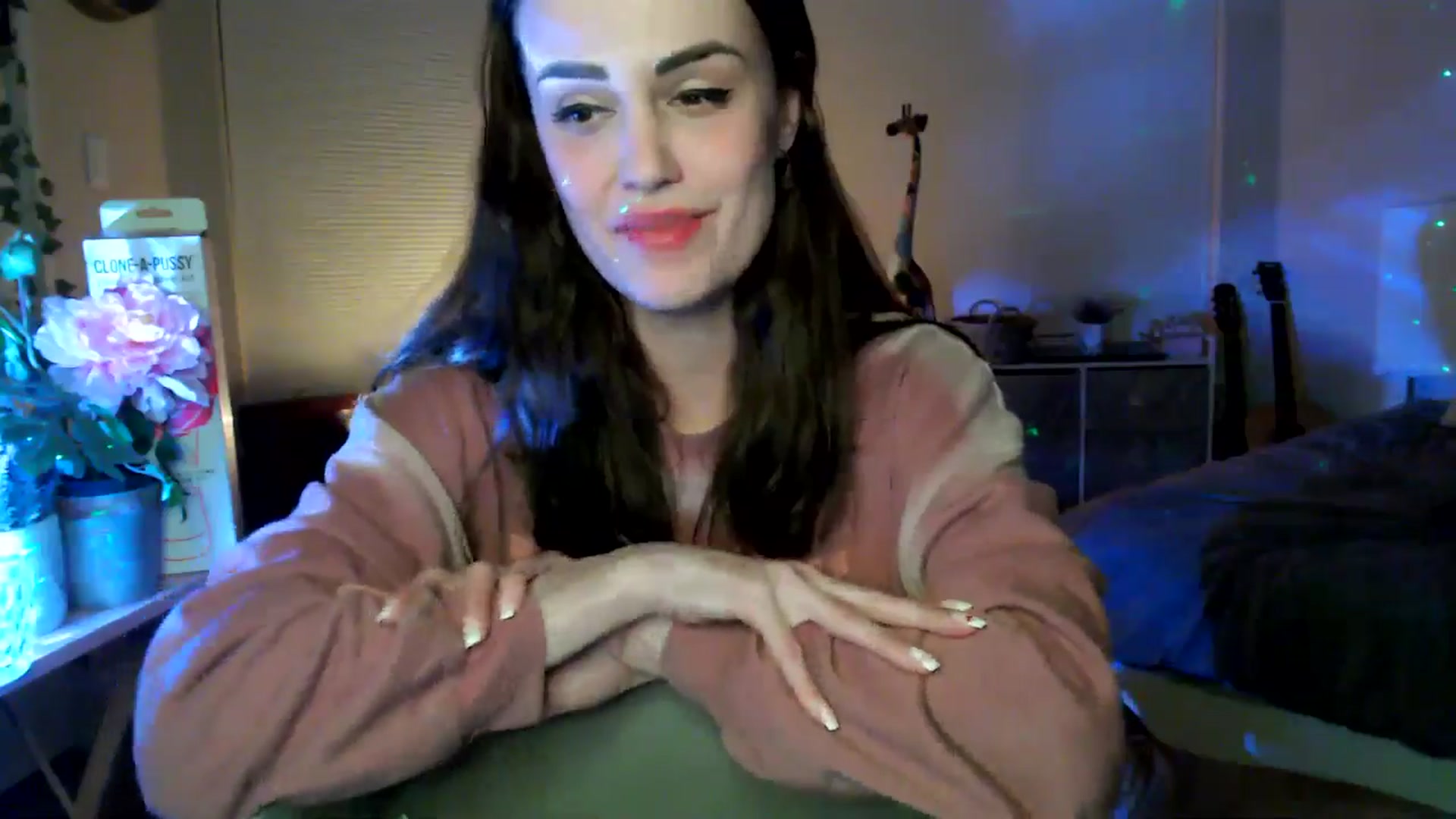 Gallery image thumbnail from HeidiKlumsy's myfreecams stream on, 03/04/2026, 01:15 image 16 of 20