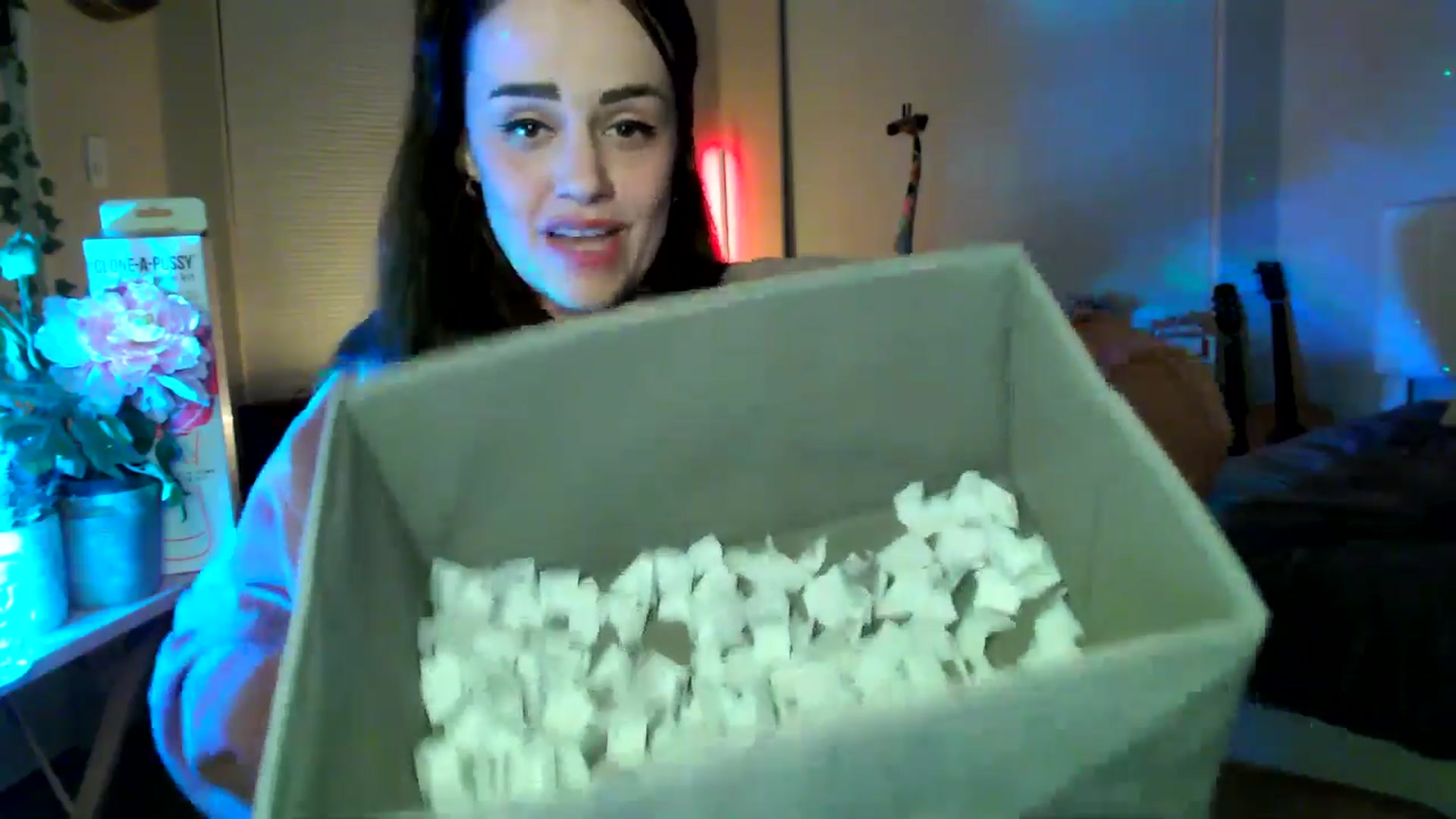 Gallery image thumbnail from HeidiKlumsy's myfreecams stream on, 03/04/2026, 01:15 image 17 of 20