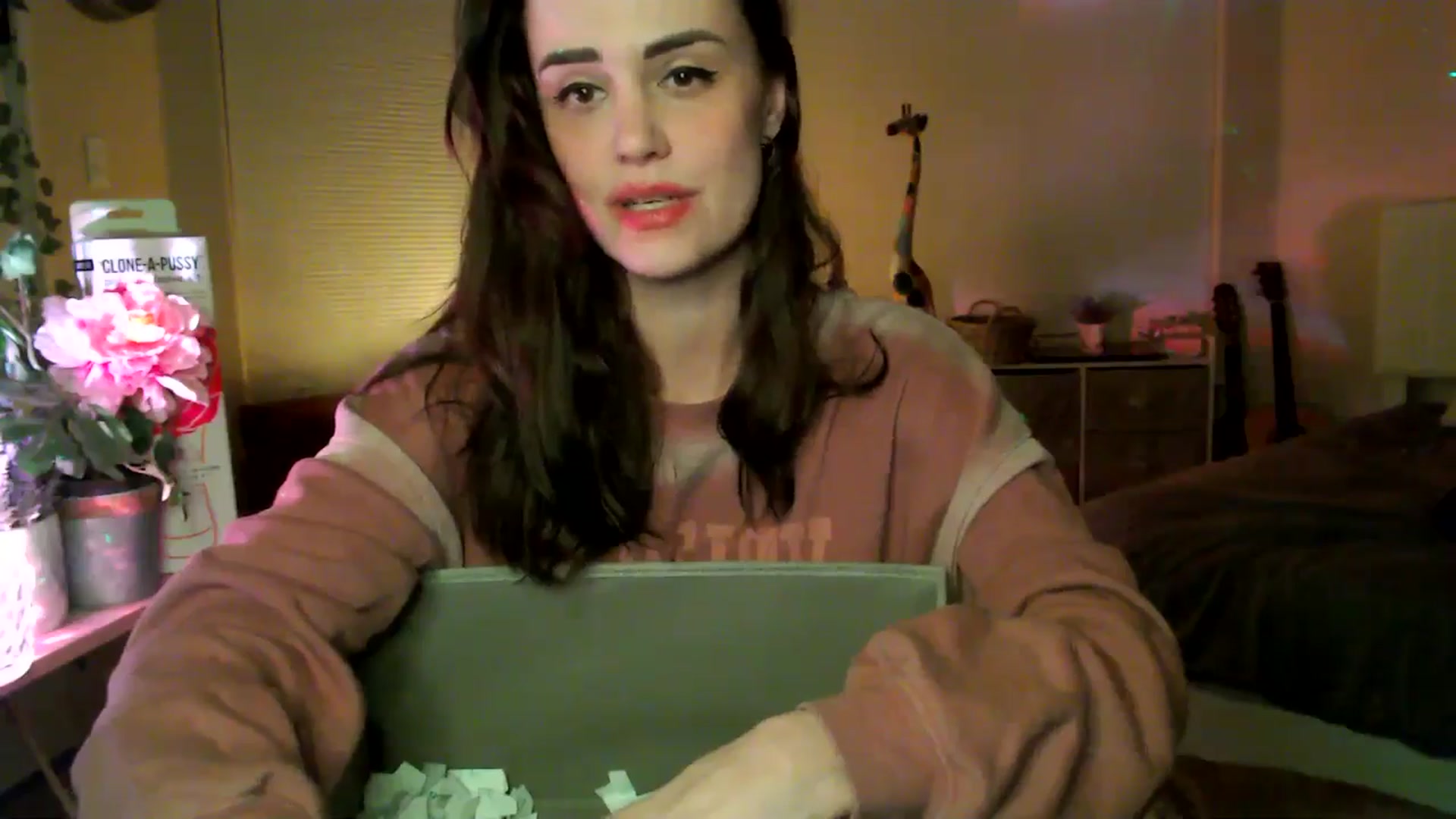 Gallery image thumbnail from HeidiKlumsy's myfreecams stream on, 03/04/2026, 01:15 image 15 of 20