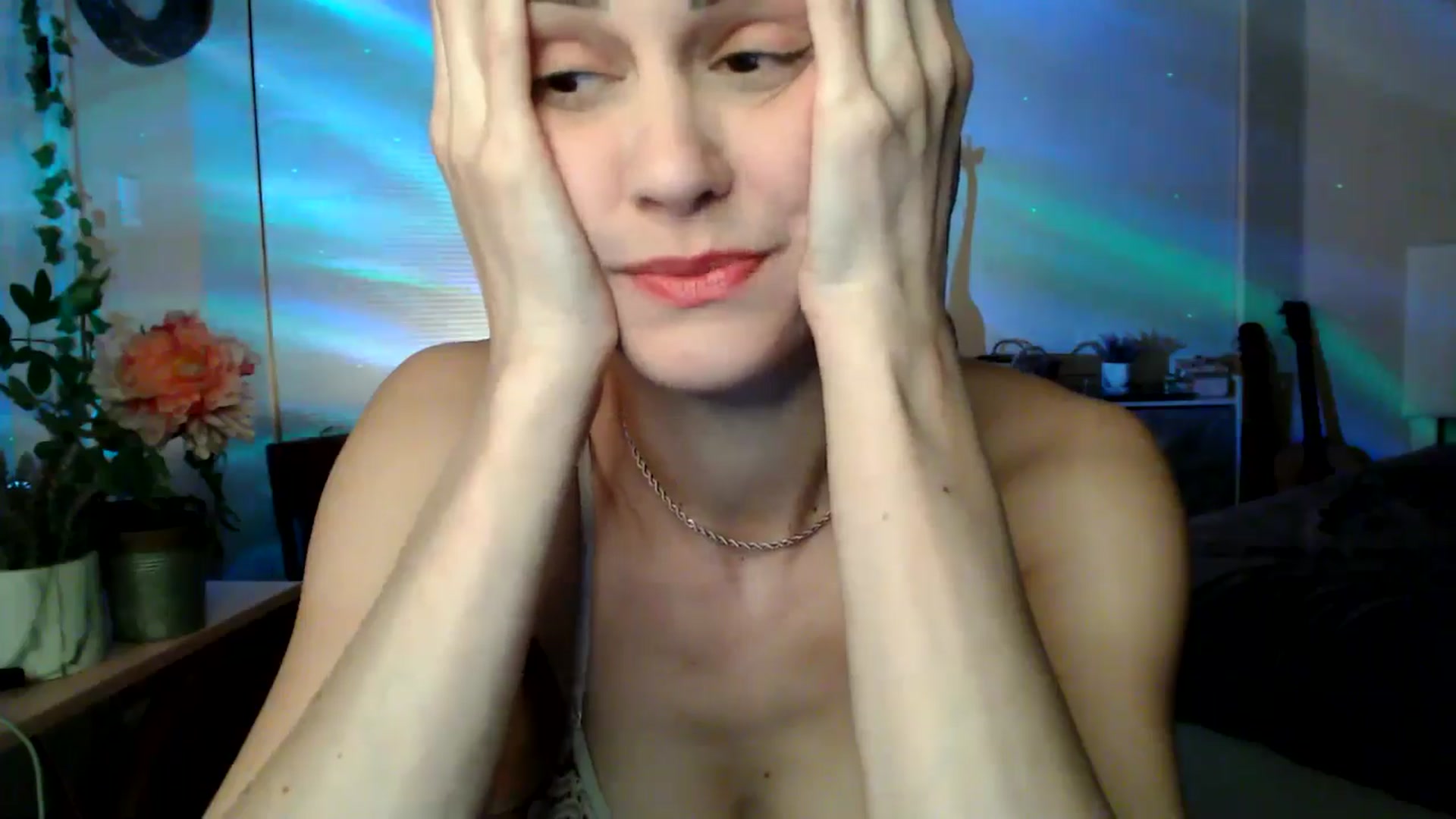 Gallery image thumbnail from HeidiKlumsy's myfreecams stream on, 03/04/2026, 05:40 image 18 of 20