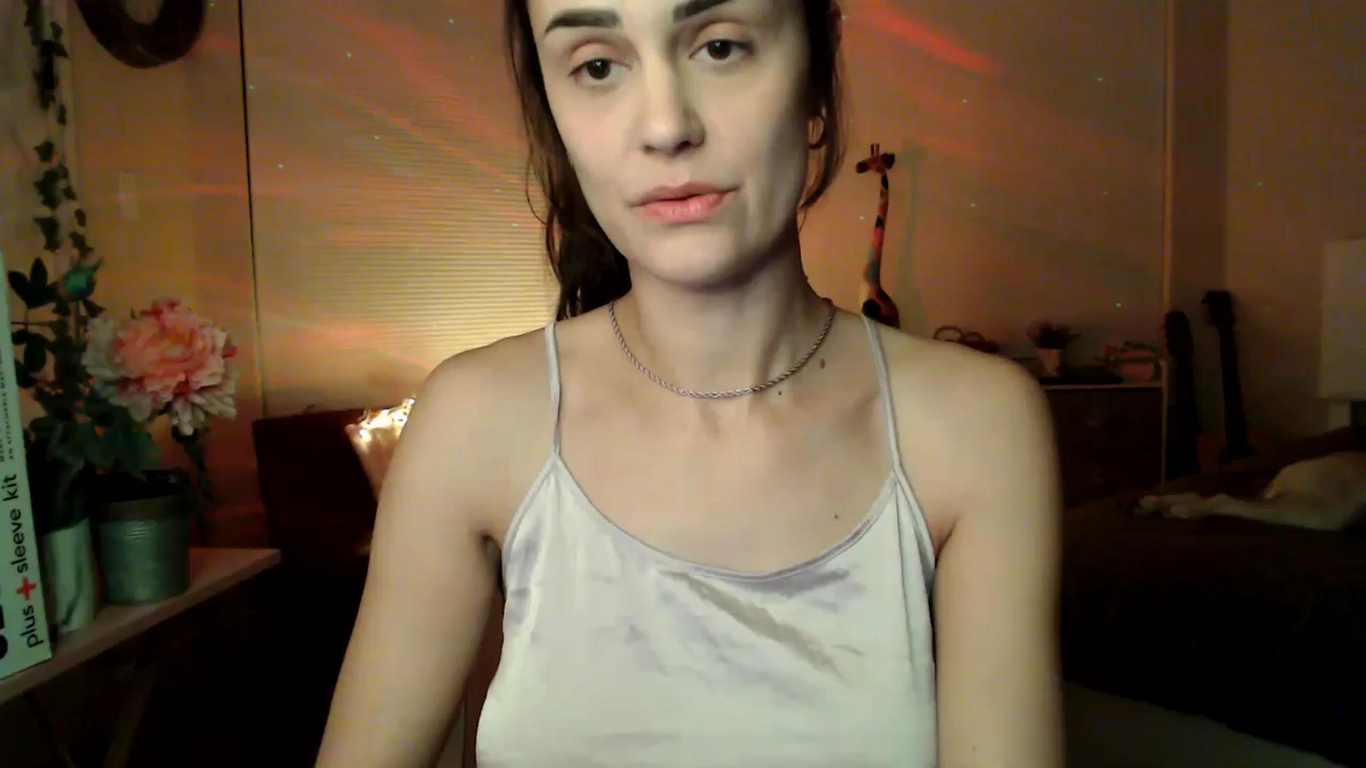 Gallery image thumbnail from HeidiKlumsy's myfreecams stream on, 03/04/2026, 05:40 image 1 of 20