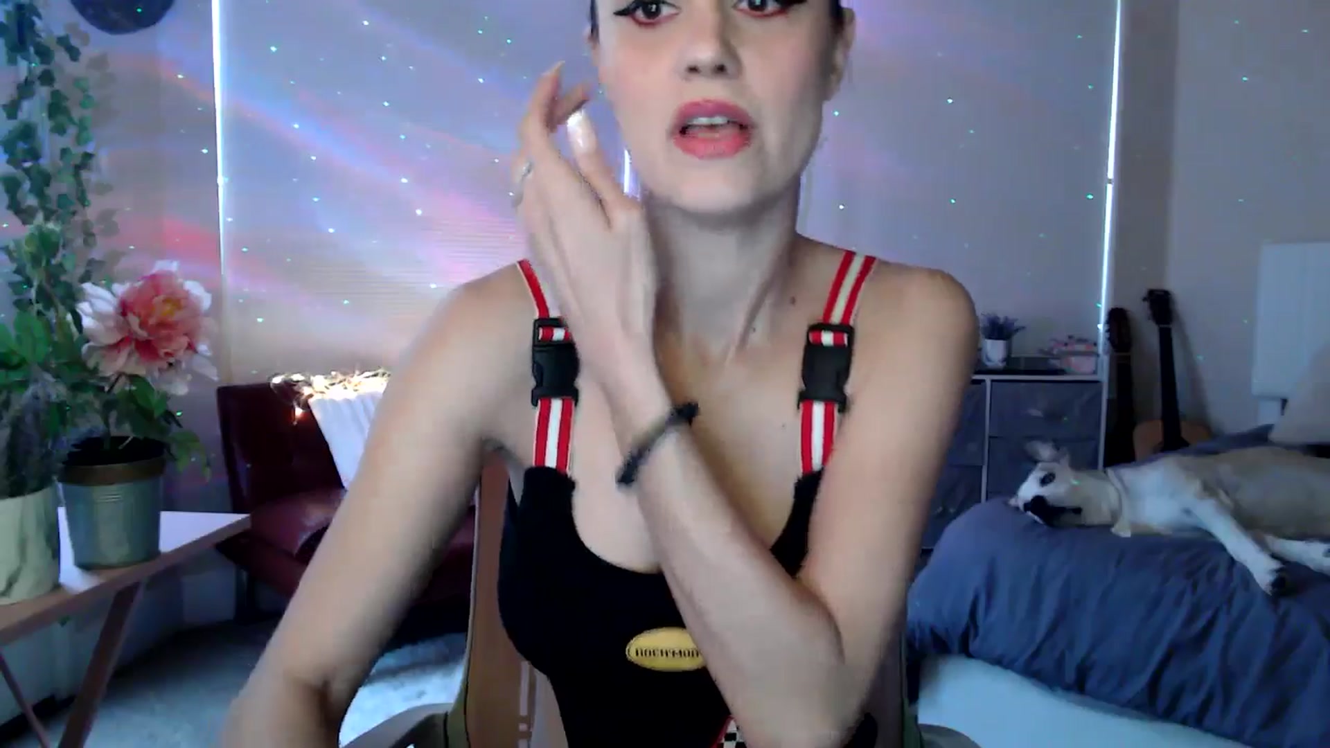 Gallery image thumbnail from HeidiKlumsy's myfreecams stream on, 03/05/2026, 21:22 image 12 of 20