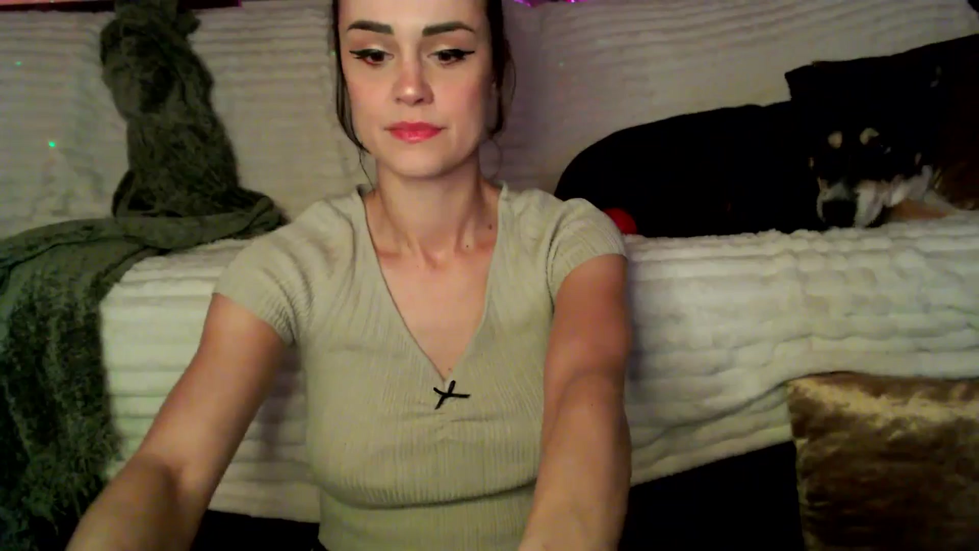 Gallery image thumbnail from HeidiKlumsy's myfreecams stream on, 03/06/2026, 03:39 image 5 of 20