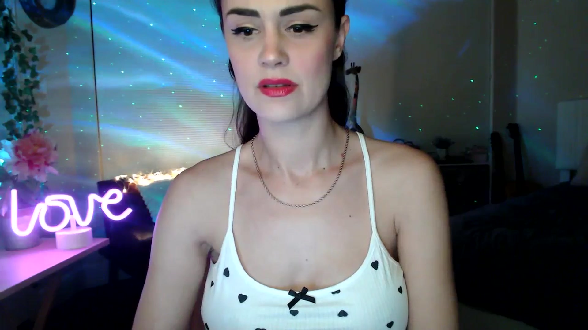 Gallery image thumbnail from HeidiKlumsy's myfreecams stream on, 03/07/2026, 03:33 image 4 of 20