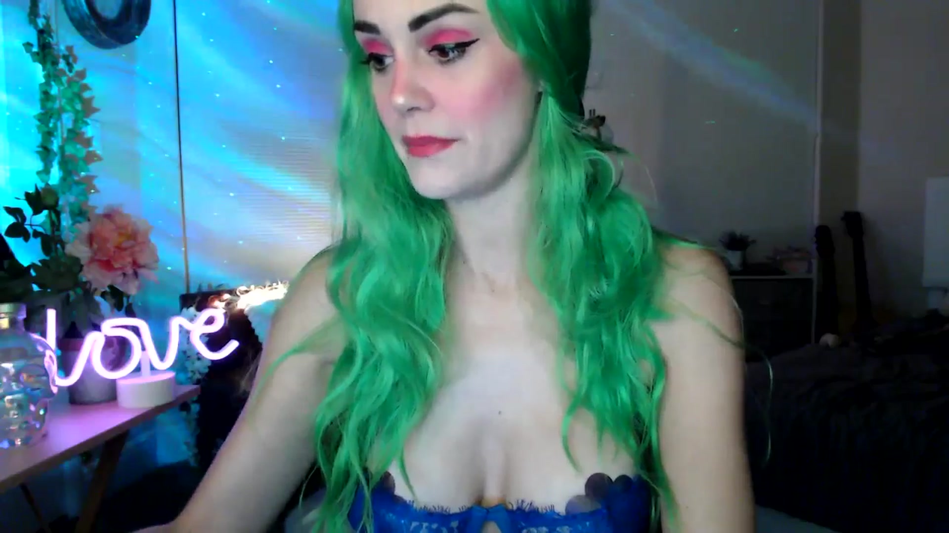 Gallery image thumbnail from HeidiKlumsy's myfreecams stream on, 03/10/2026, 02:48 image 10 of 20