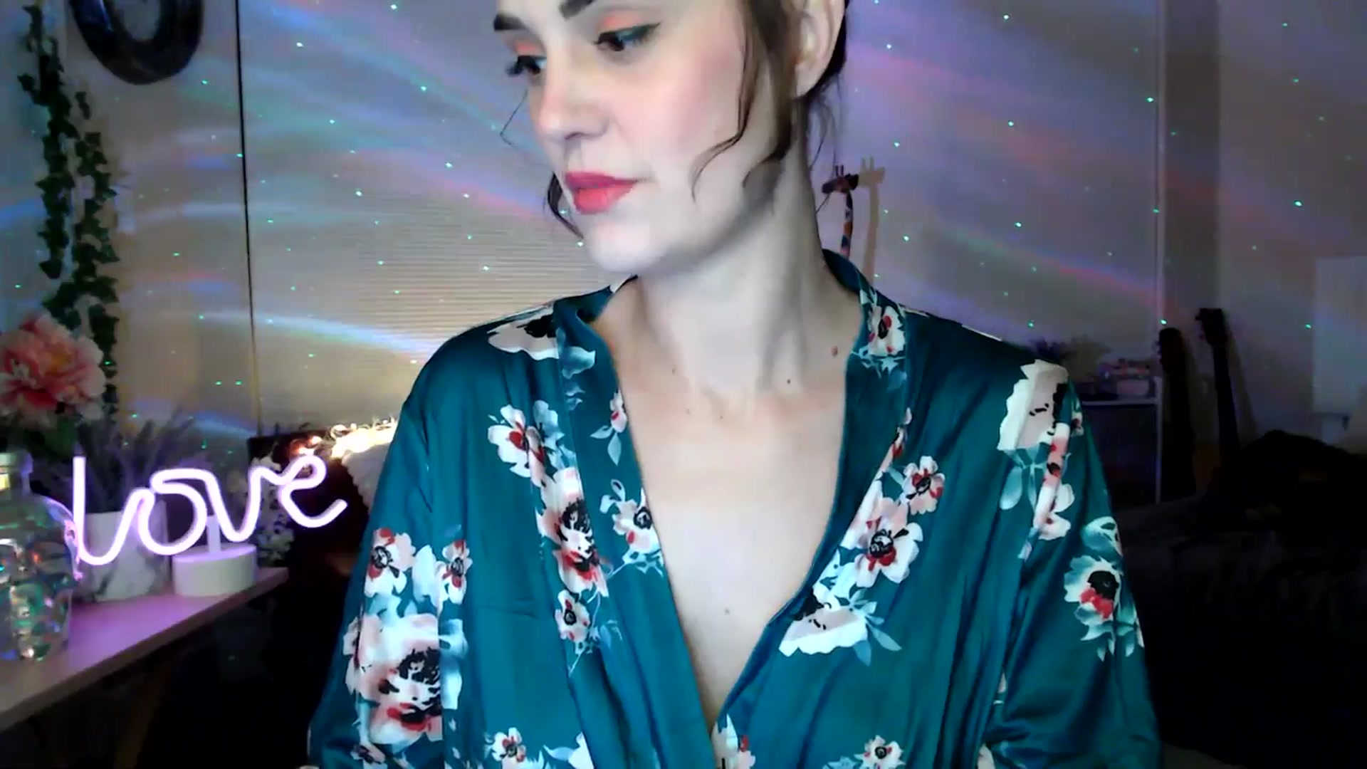 Gallery image thumbnail from HeidiKlumsy's myfreecams stream on, 03/11/2026, 04:48 image 20 of 20