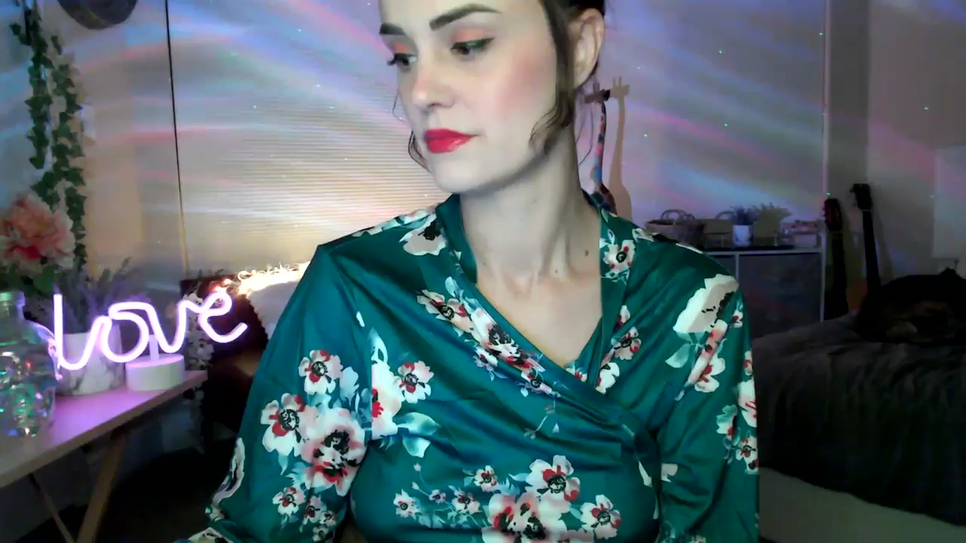 Gallery image thumbnail from HeidiKlumsy's myfreecams stream on, 03/11/2026, 04:48 image 1 of 20