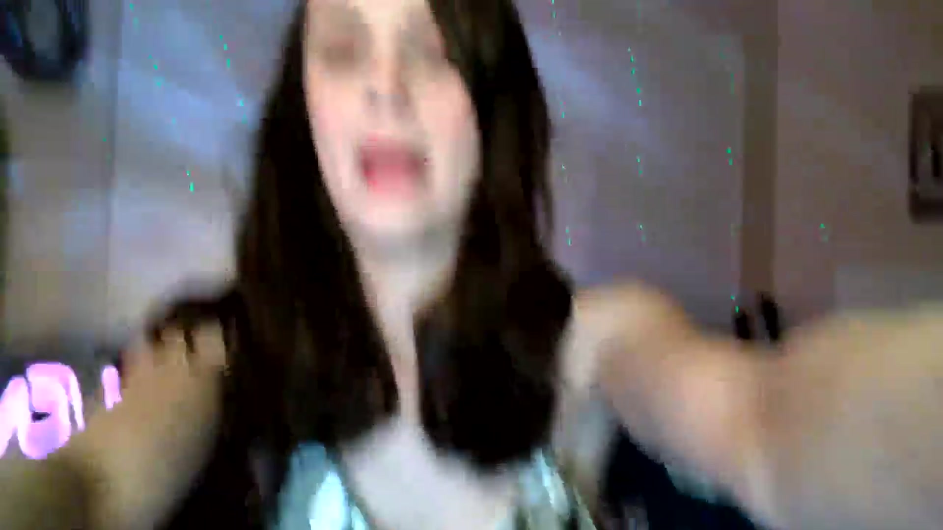 Gallery image thumbnail from HeidiKlumsy's myfreecams stream on, 03/11/2026, 07:18 image 3 of 20