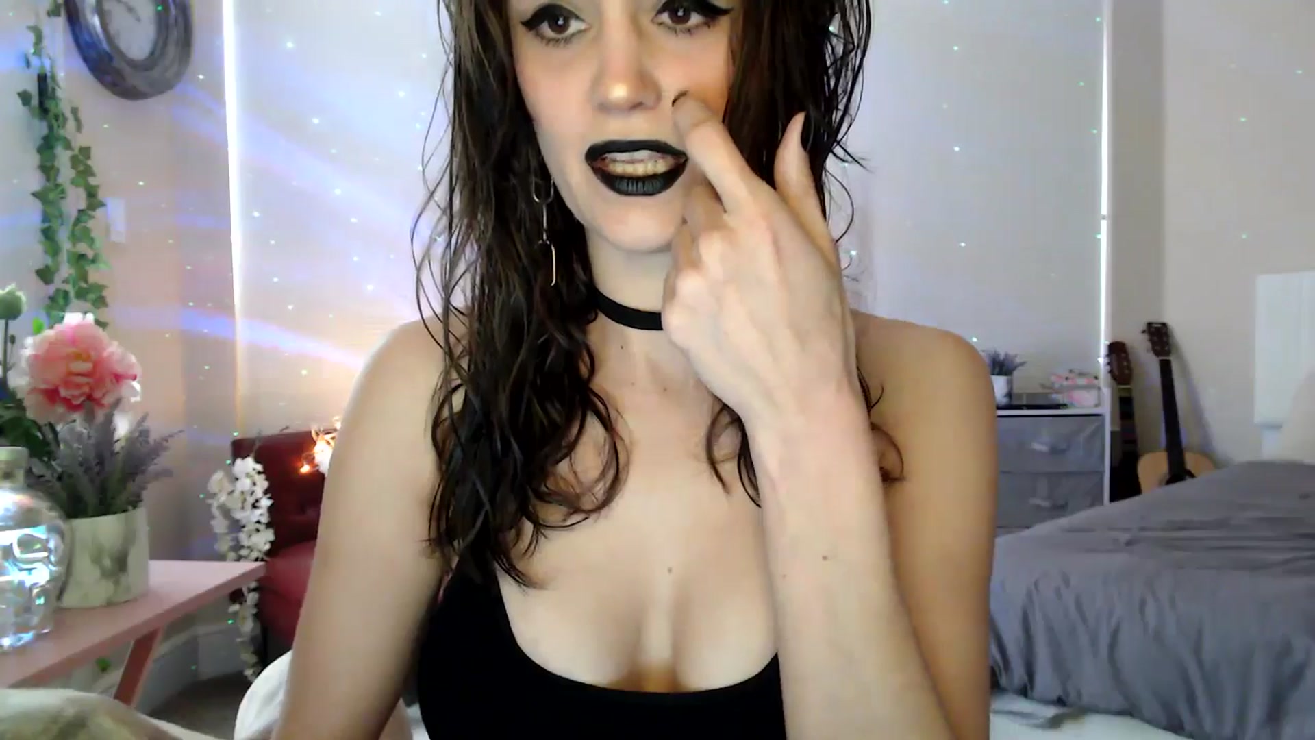 Gallery image thumbnail from HeidiKlumsy's myfreecams stream on, 03/13/2026, 20:14 image 15 of 20