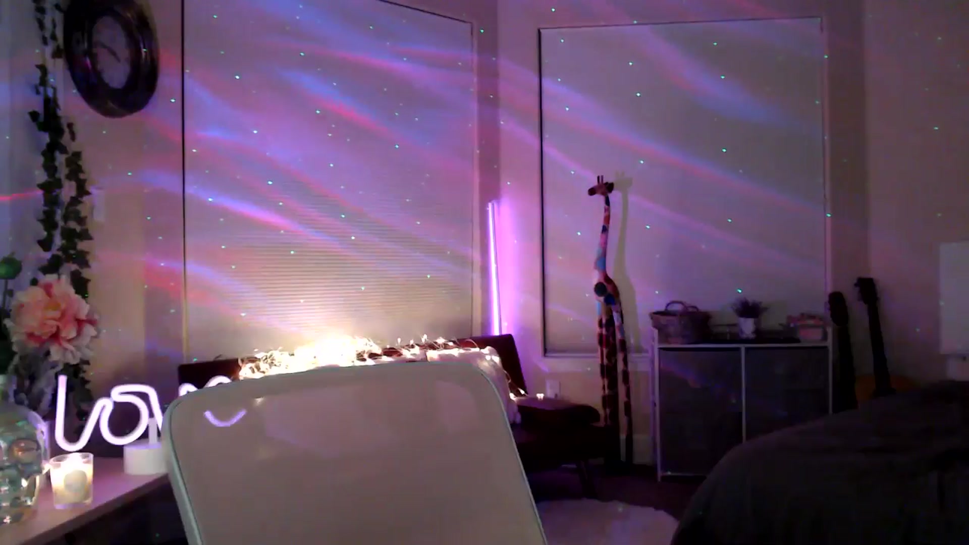 Gallery image thumbnail from HeidiKlumsy's myfreecams stream on, 03/14/2026, 04:10 image 7 of 20