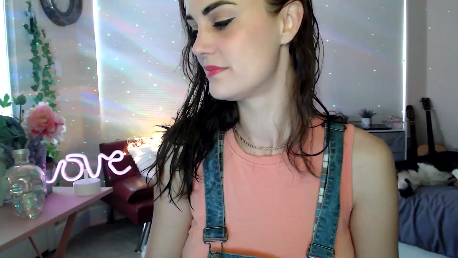 Gallery image thumbnail from HeidiKlumsy's myfreecams stream on, 03/14/2026, 22:31 image 16 of 20