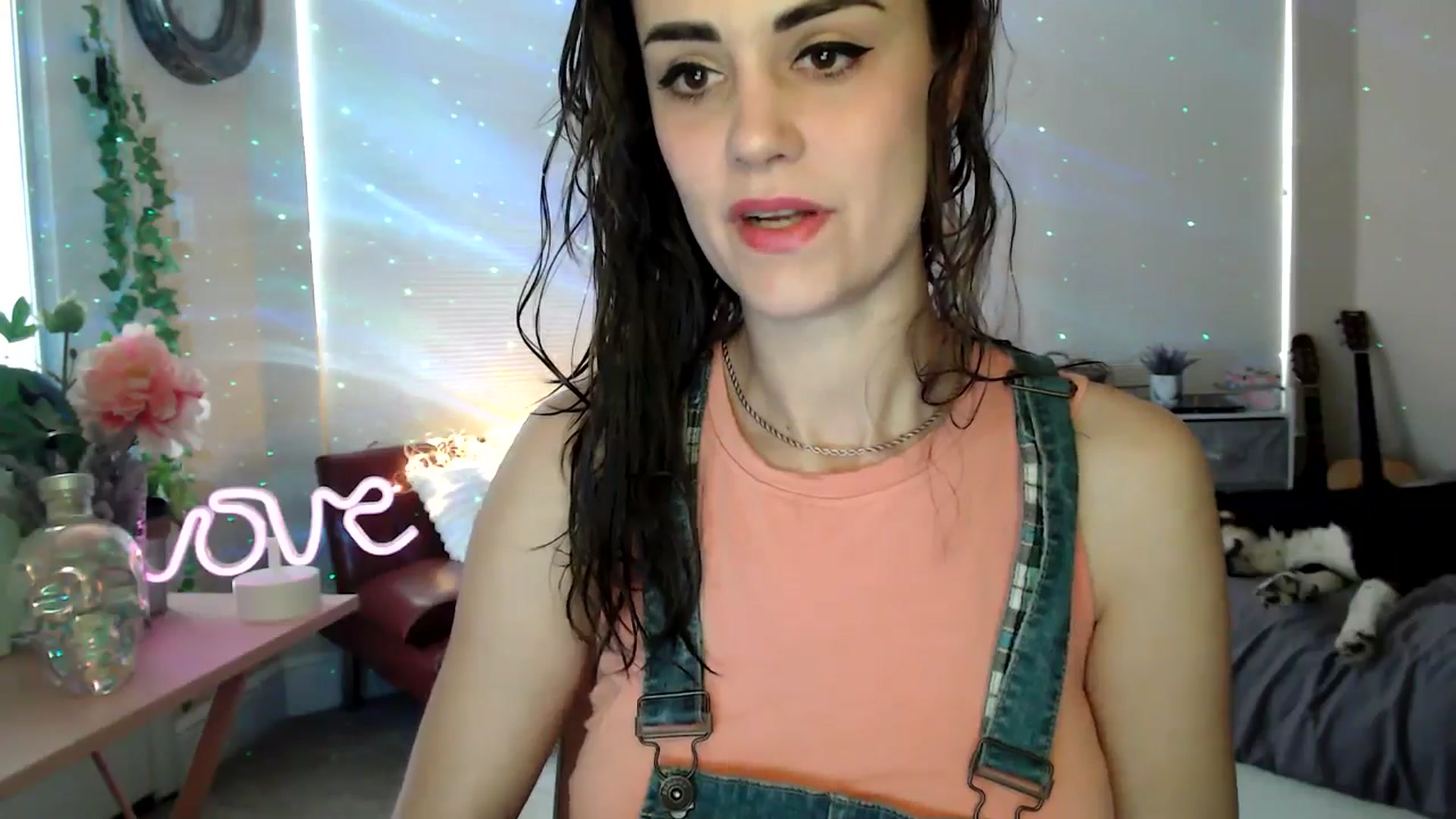Gallery image thumbnail from HeidiKlumsy's myfreecams stream on, 03/14/2026, 22:31 image 5 of 20