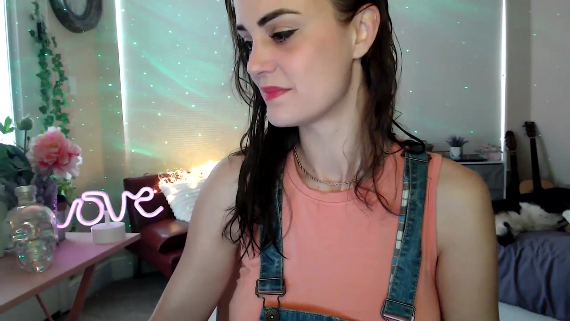 Gallery image thumbnail from HeidiKlumsy's myfreecams stream on, 03/14/2026, 22:31 image 14 of 20