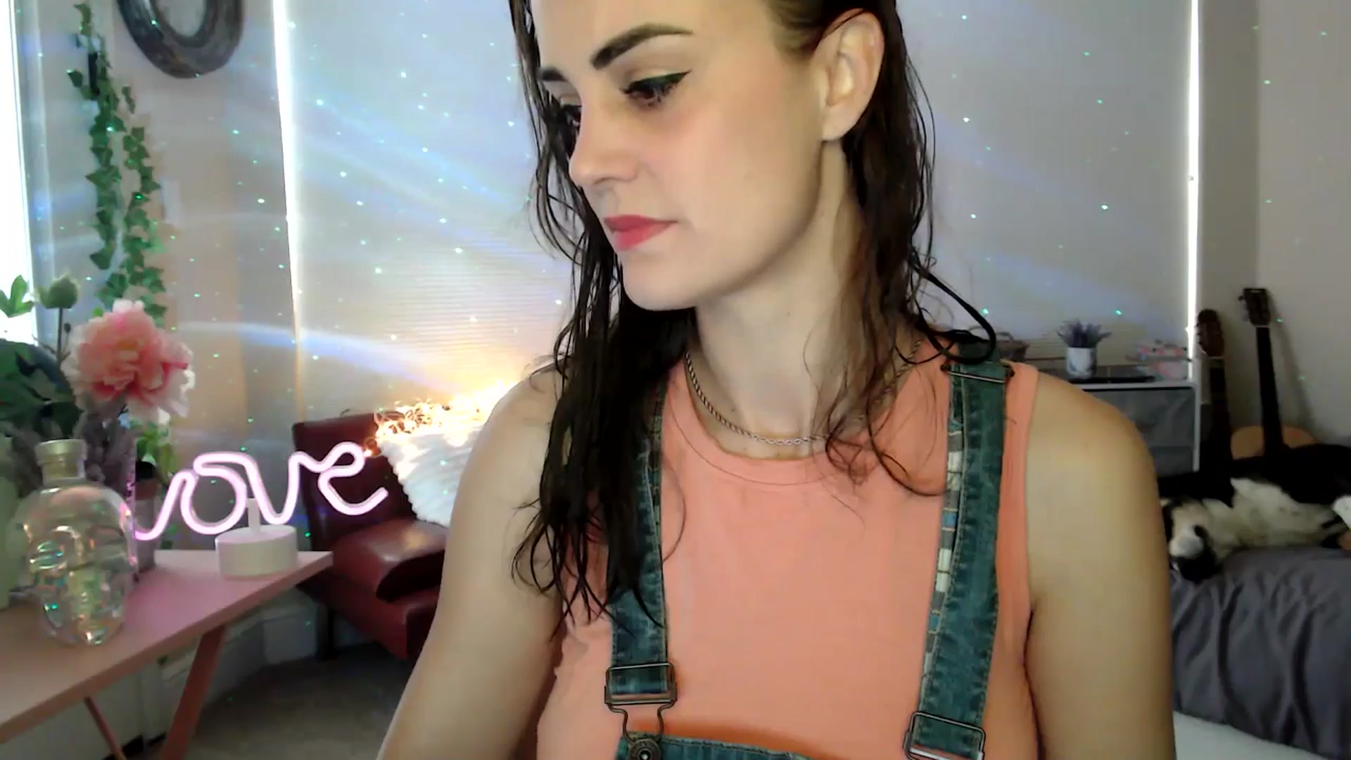 Gallery image thumbnail from HeidiKlumsy's myfreecams stream on, 03/14/2026, 22:31 image 12 of 20