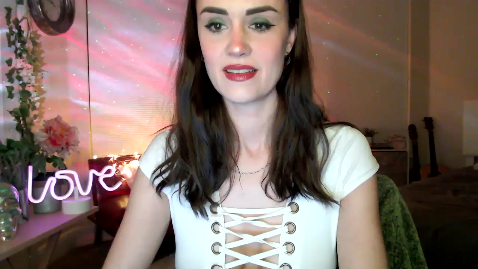 Gallery image thumbnail from HeidiKlumsy's myfreecams stream on, 03/18/2026, 04:15 image 3 of 20