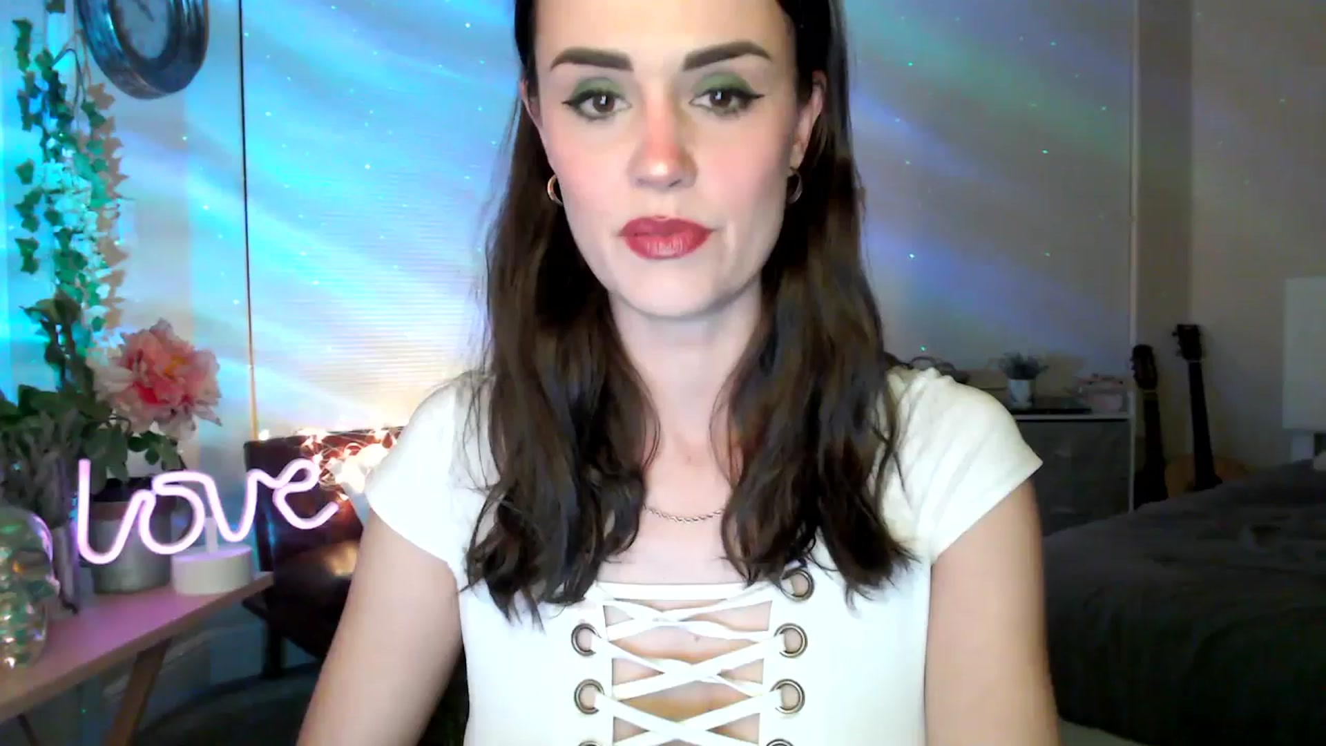 Gallery image thumbnail from HeidiKlumsy's myfreecams stream on, 03/18/2026, 04:15 image 1 of 20