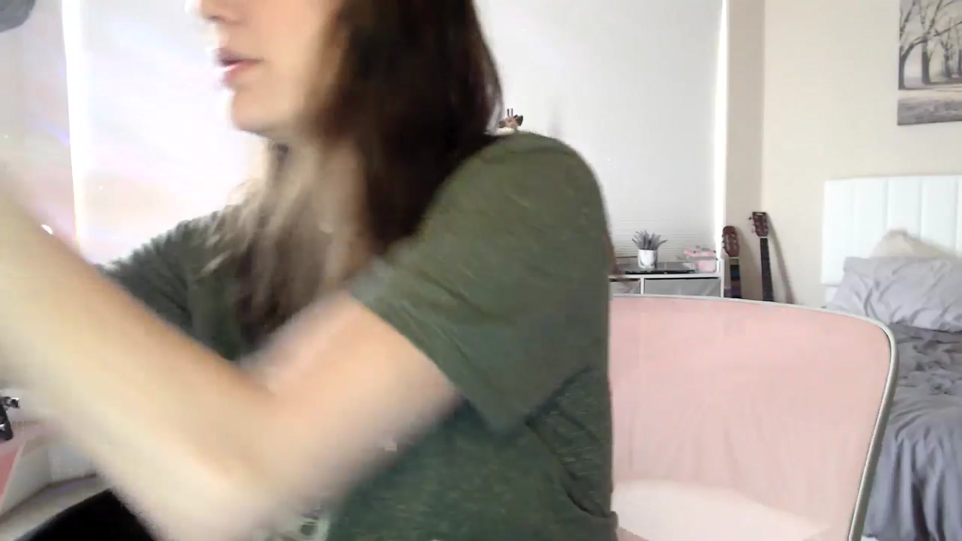 Gallery image thumbnail from HeidiKlumsy's myfreecams stream on, 03/18/2026, 21:28 image 18 of 20
