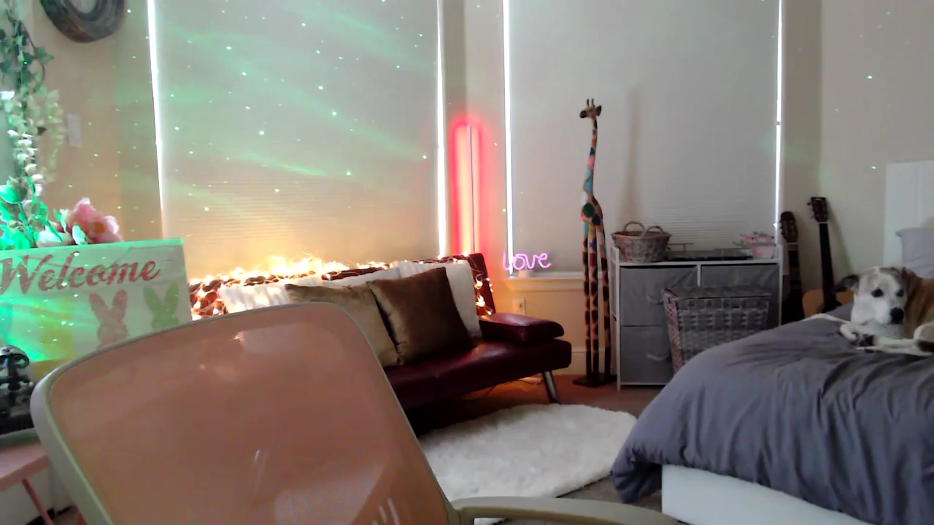 Gallery image thumbnail from HeidiKlumsy's myfreecams stream on, 03/23/2026, 19:40 image 17 of 20