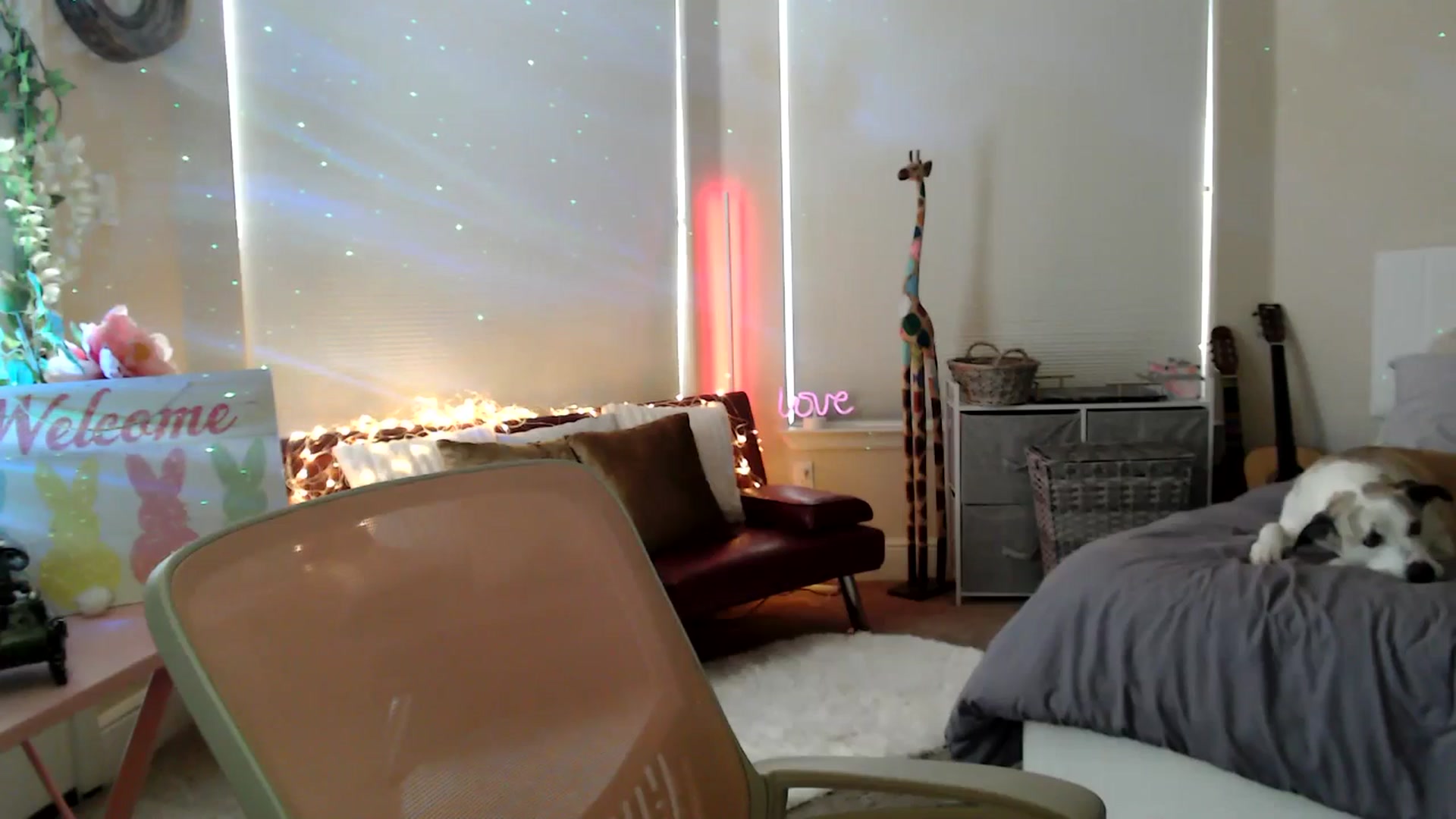 Gallery image thumbnail from HeidiKlumsy's myfreecams stream on, 03/23/2026, 21:03 image 15 of 20