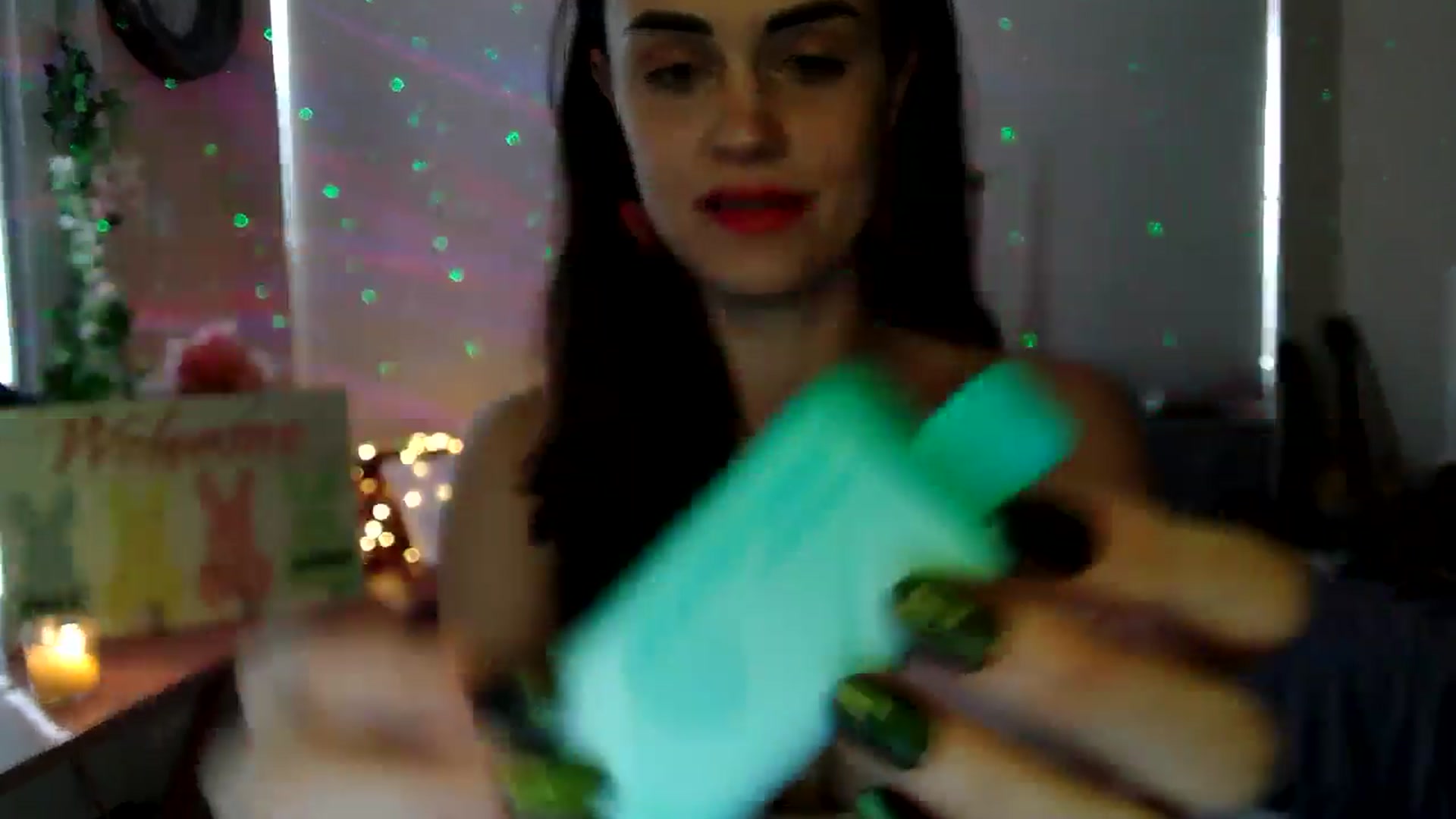 Gallery image thumbnail from HeidiKlumsy's myfreecams stream on, 03/25/2026, 21:31 image 15 of 20