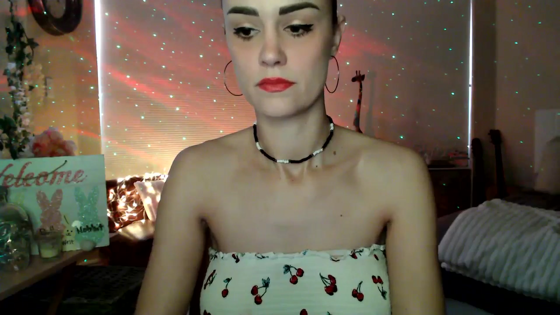 Gallery image thumbnail from HeidiKlumsy's myfreecams stream on, 03/31/2026, 24:27 image 5 of 20