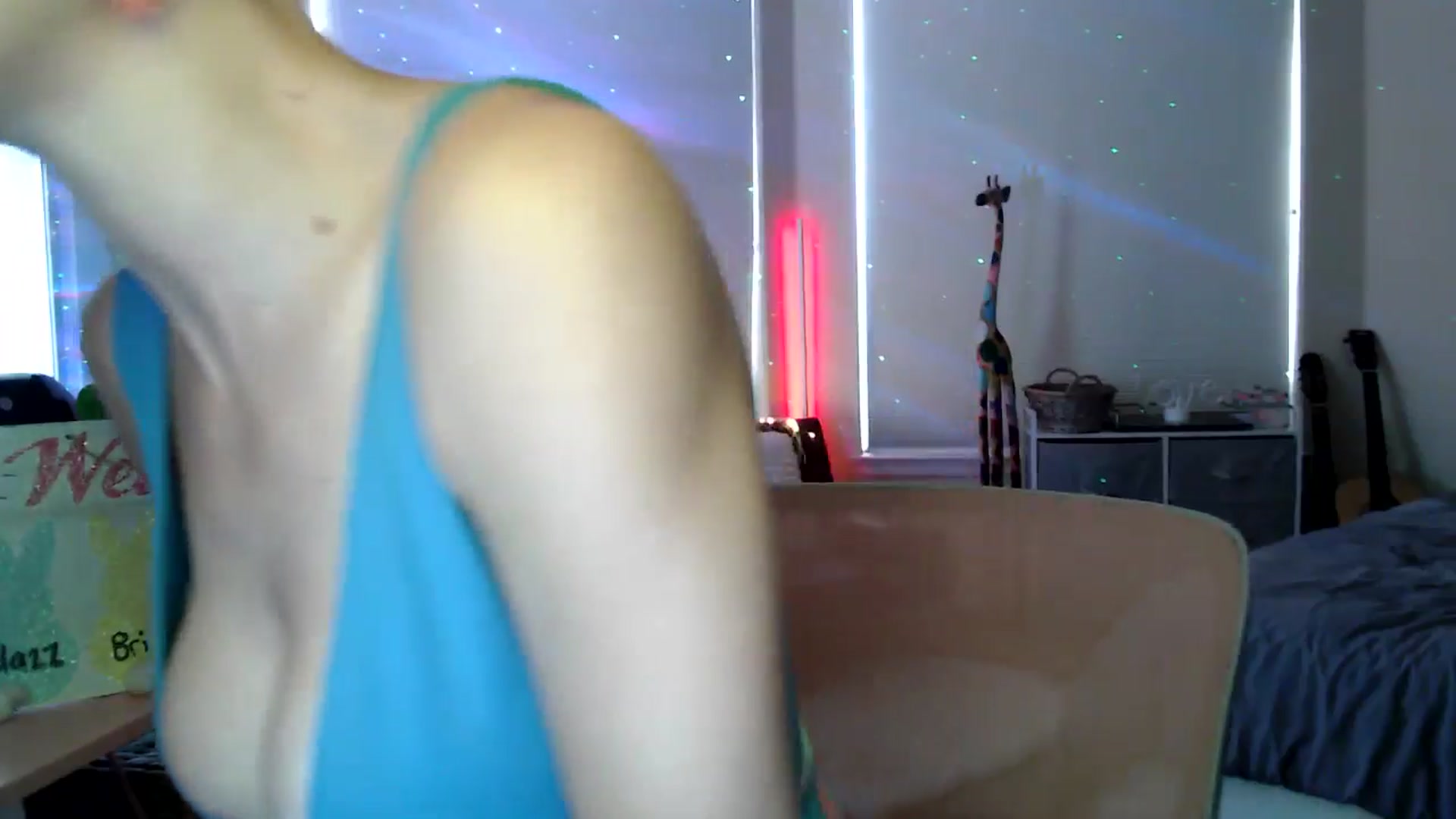 Gallery image thumbnail from HeidiKlumsy's myfreecams stream on, 04/01/2026, 24:01 image 2 of 20