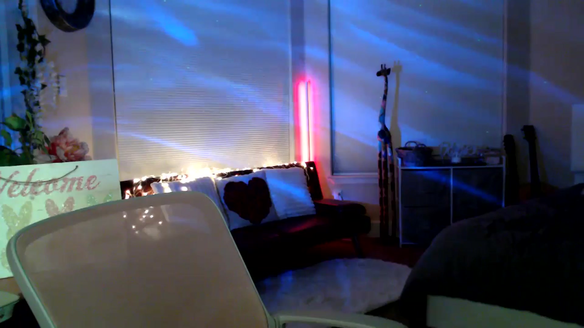 Gallery image thumbnail from HeidiKlumsy's myfreecams stream on, 04/01/2026, 01:11 image 19 of 20