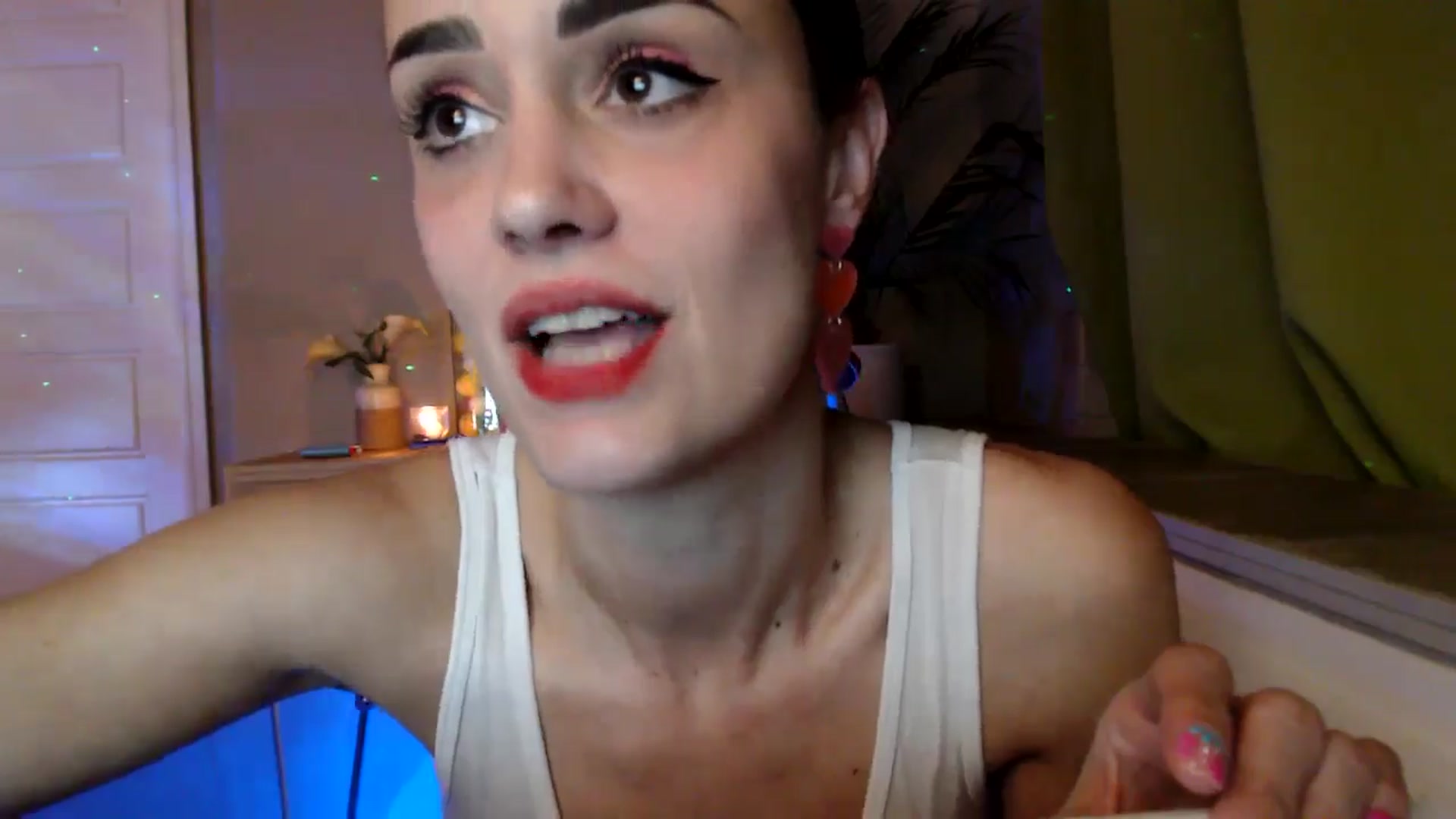 Gallery image thumbnail from HeidiKlumsy's myfreecams stream on, 04/01/2026, 03:54 image 7 of 20