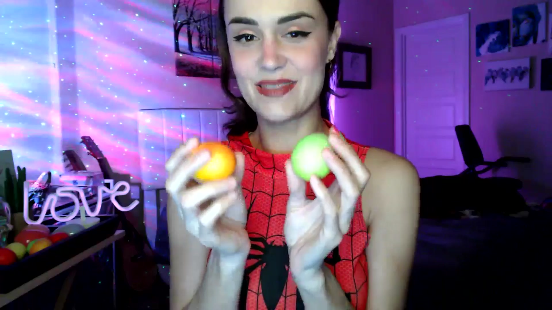 Gallery image thumbnail from HeidiKlumsy's myfreecams stream on, 04/02/2026, 05:18 image 6 of 20